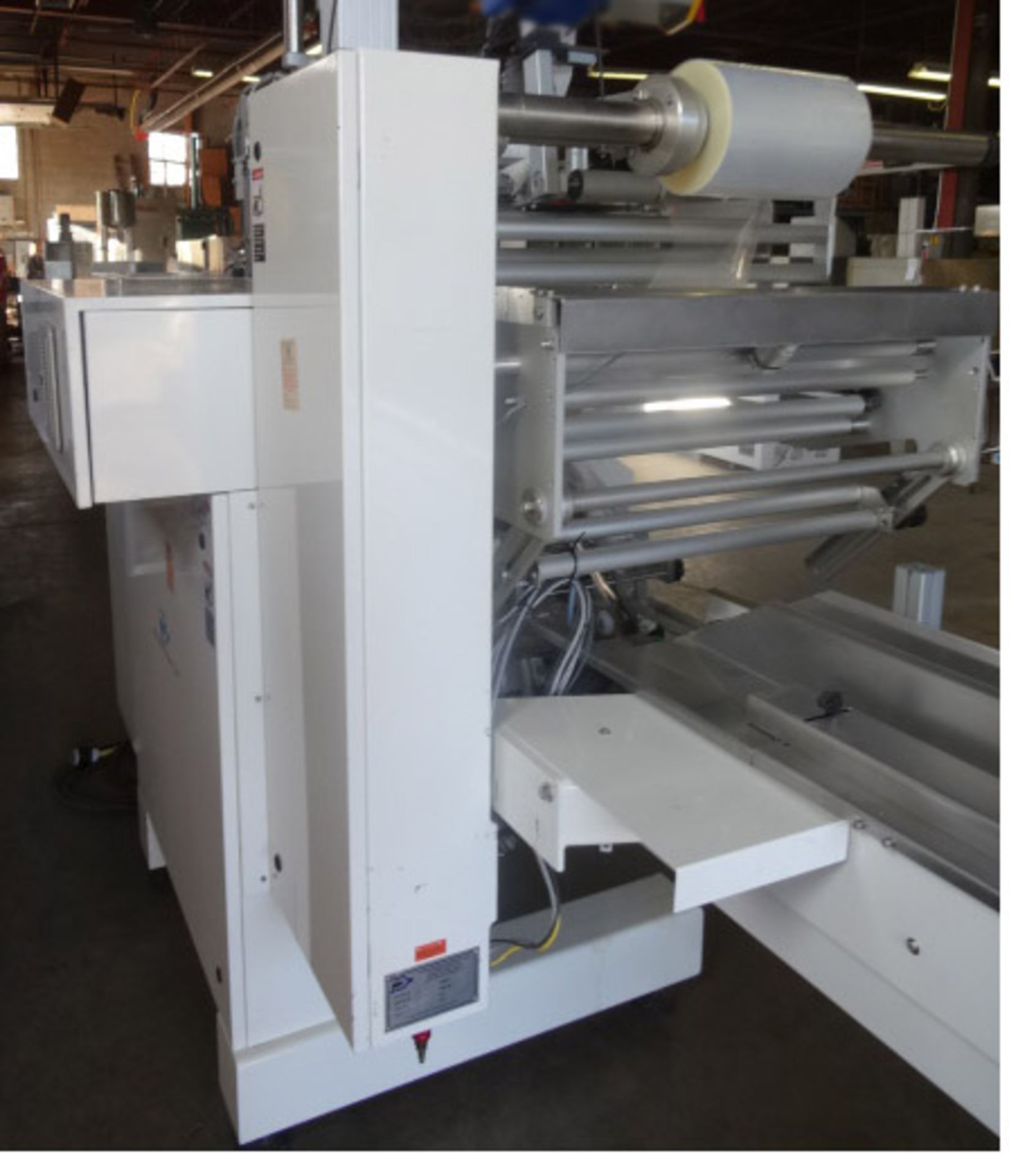 PFM Falcon Servo Flow Wrapper w/ 2 VideoJet 6420 Printers- Subject To Approval - Image 9 of 15