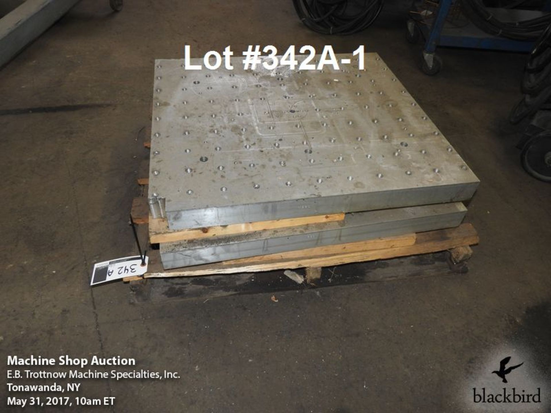 Pallet of (2) machine plates 31 1/8" x 28 1/8" - Bild 2 aus 2