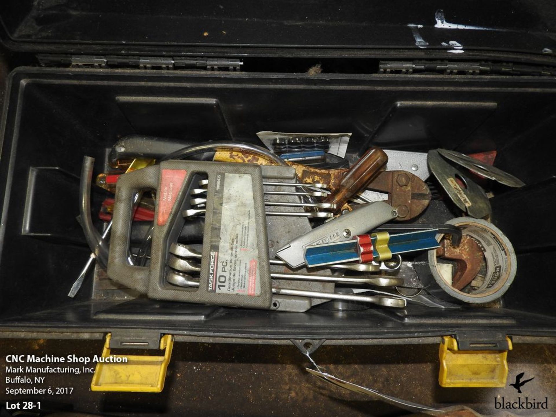 Tool box with tools - Image 2 of 2