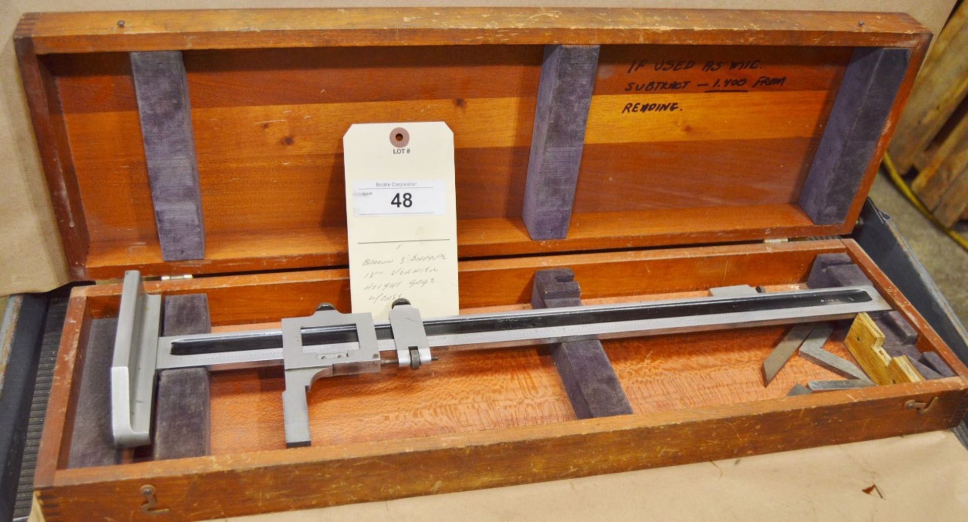 Brown & Sharpe 18" Vernier Height Gage w/ Case