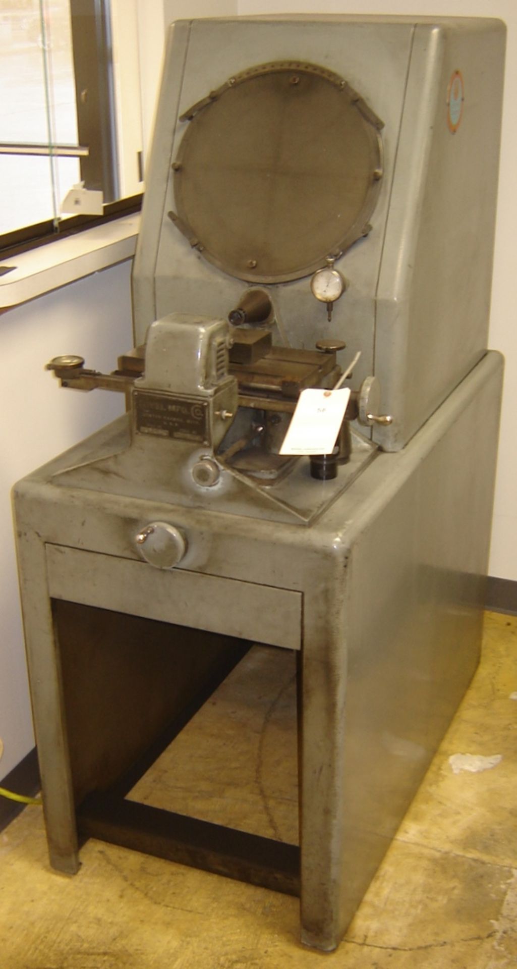 OPTICAL COMPARATOR - Image 2 of 3