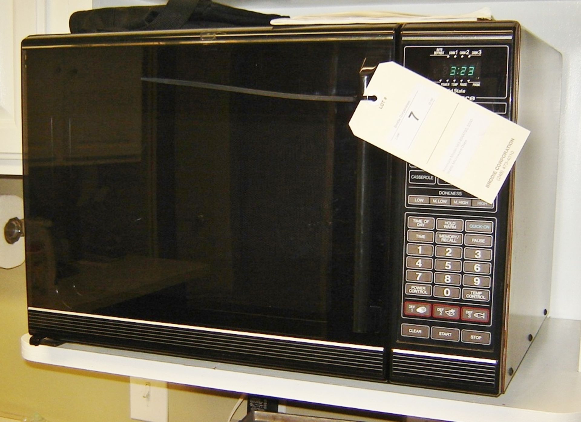 MICROWAVE OVEN