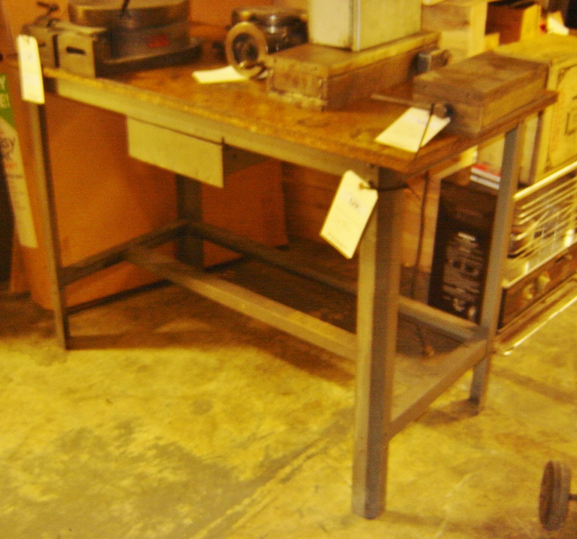 STEEL LEG TABLE - Image 2 of 5