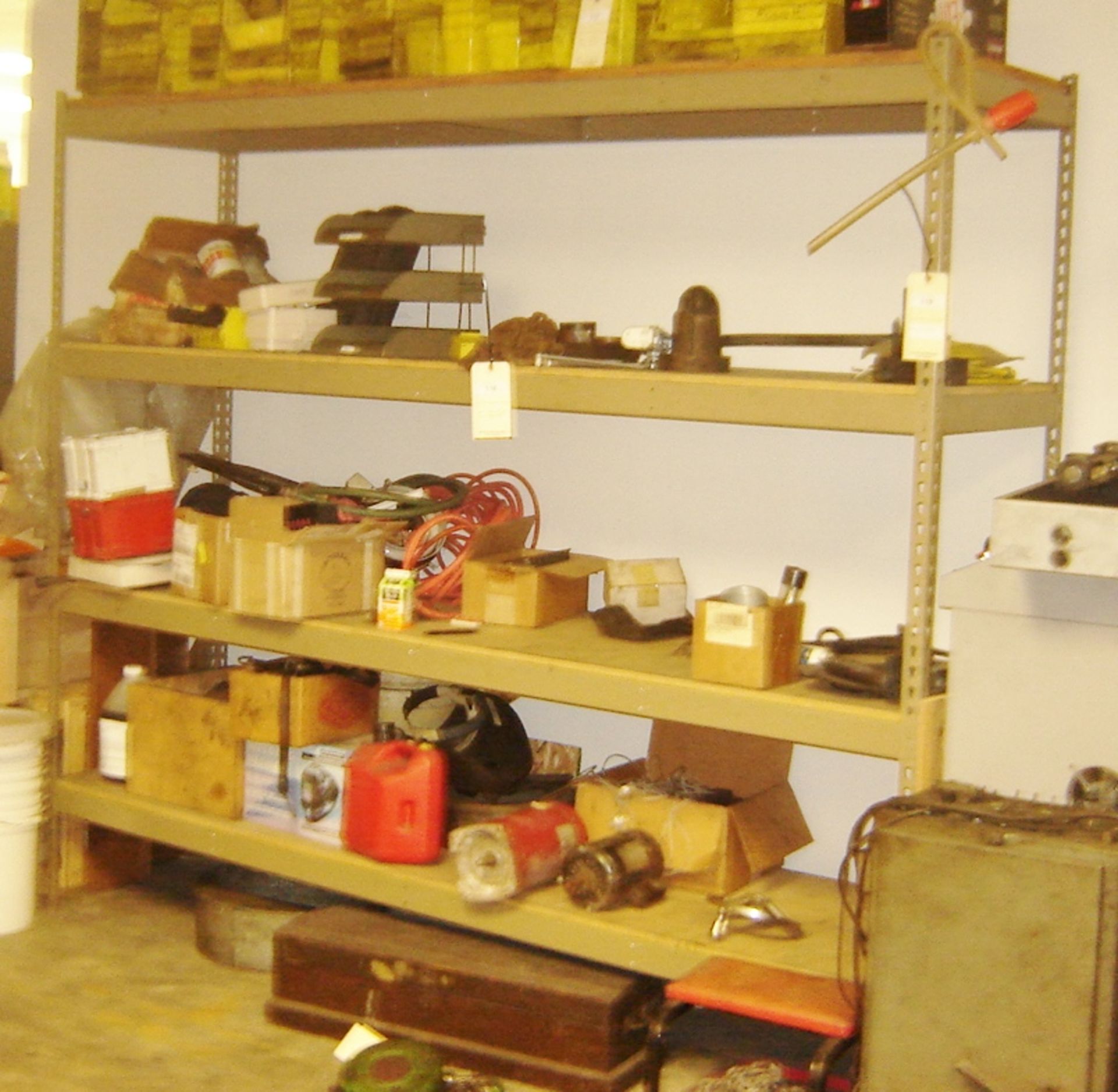 SECTION ADJUSTABLE METAL SHELVING - Image 2 of 3