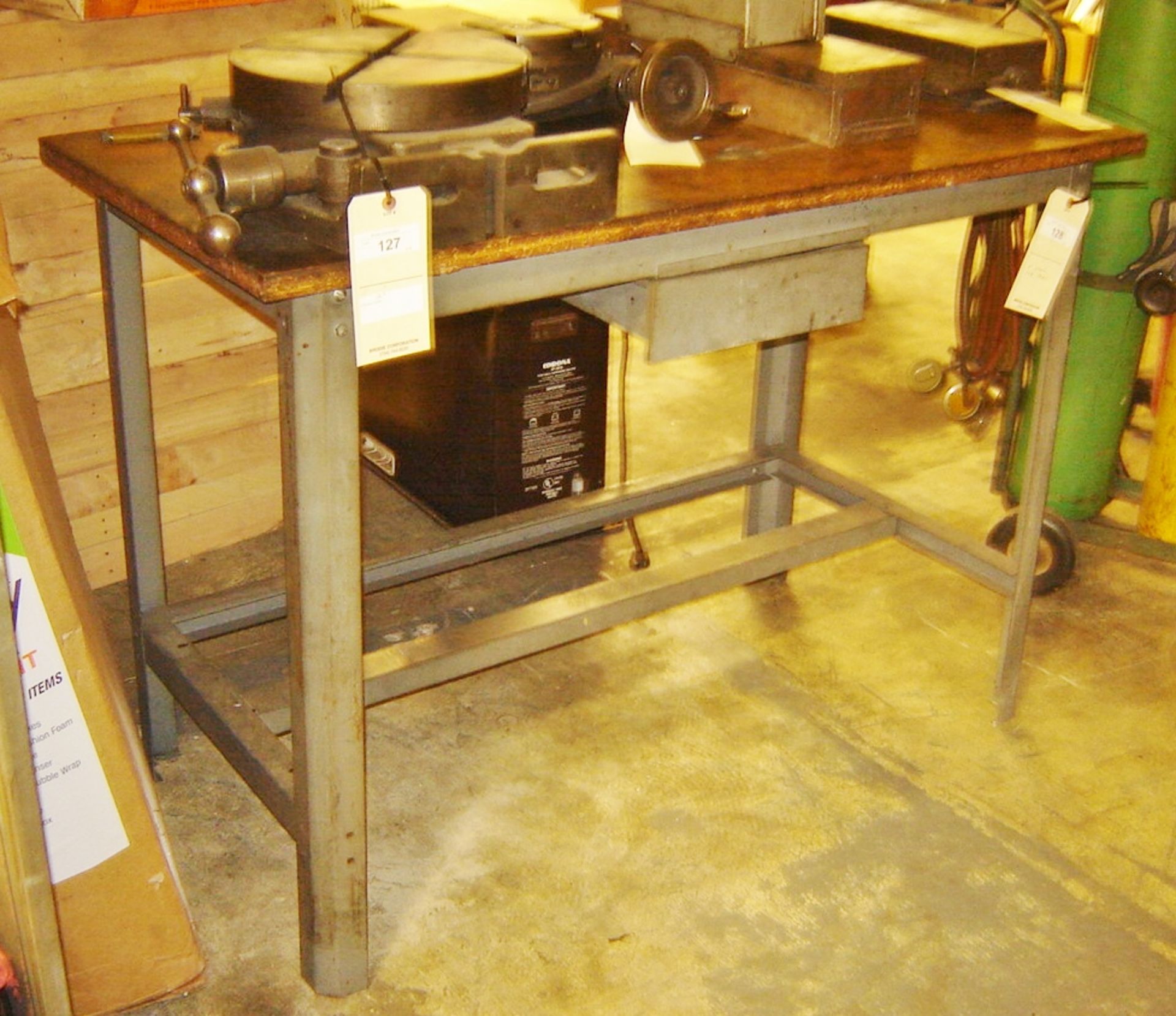 STEEL LEG TABLE - Image 4 of 5