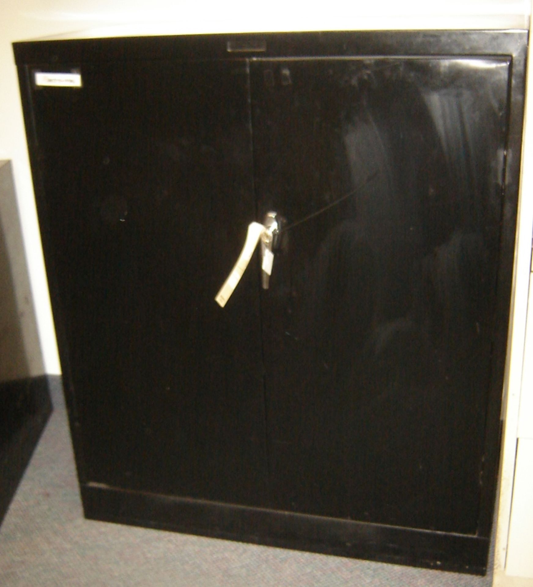 2-DOOR HALF HIGH SUPPLY CABINET - Image 2 of 3