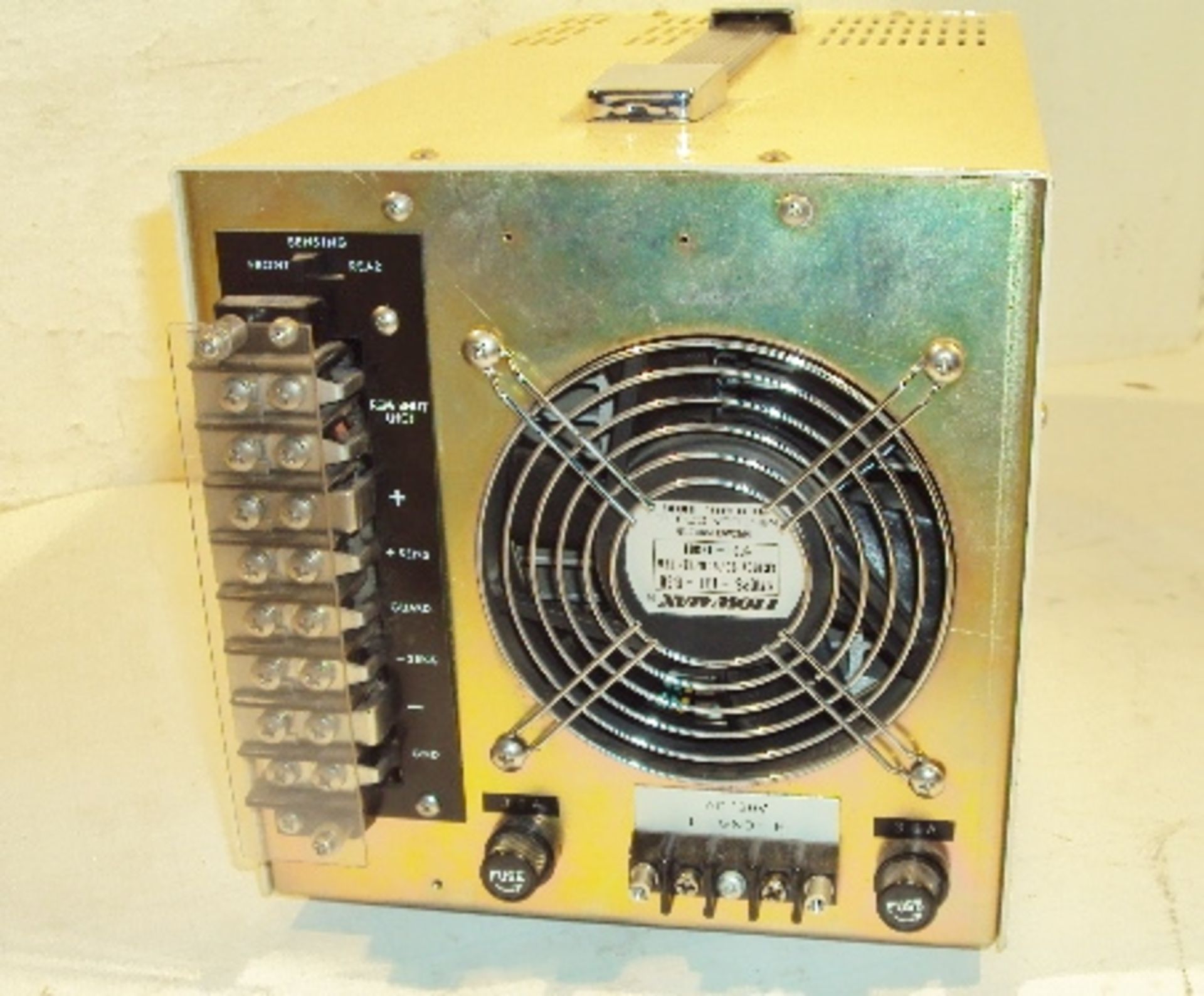 METRONIX MSV18A-20 20 V 18 AMP REG. DC PWR SUPPLY - Image 4 of 4