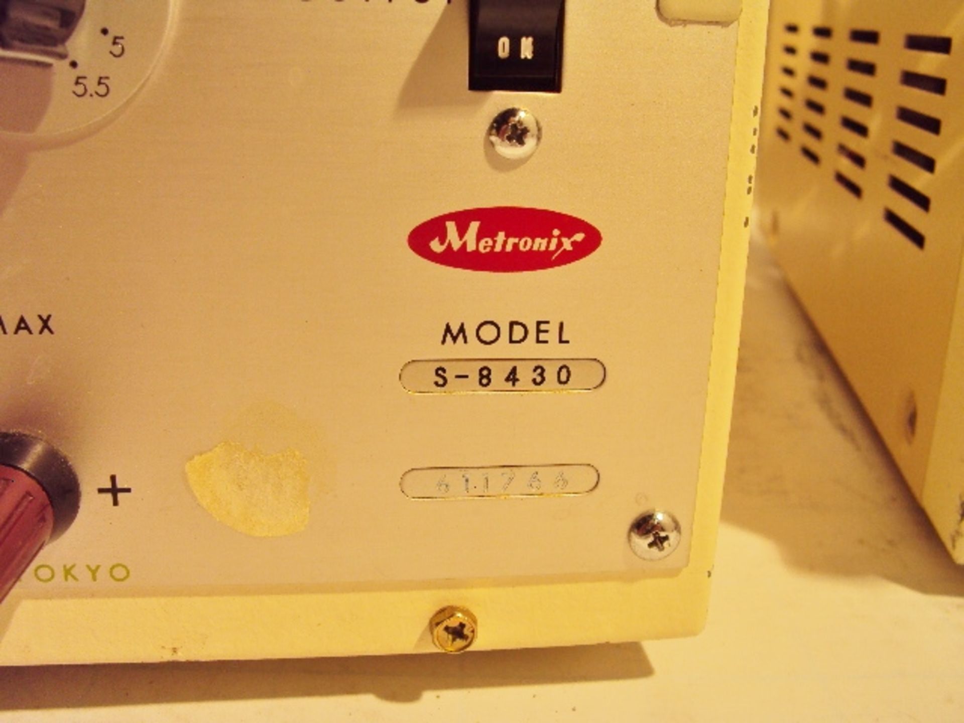 2-METRONIX REGULATED DC POWER SUPPLIES - Image 3 of 6