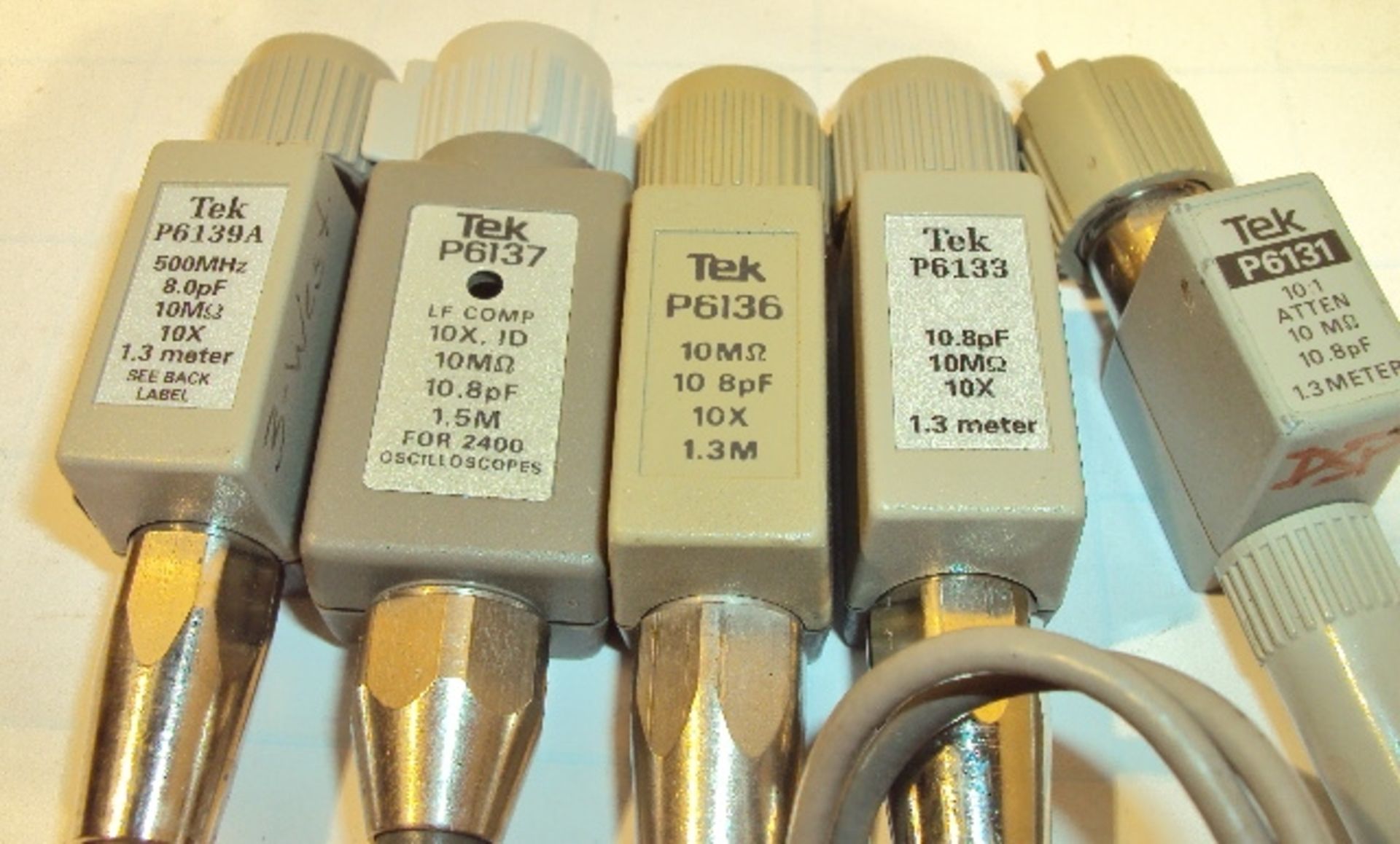 ASSORTED TEKTRONIX OSCILLOSCOPE PROBES - Image 2 of 5