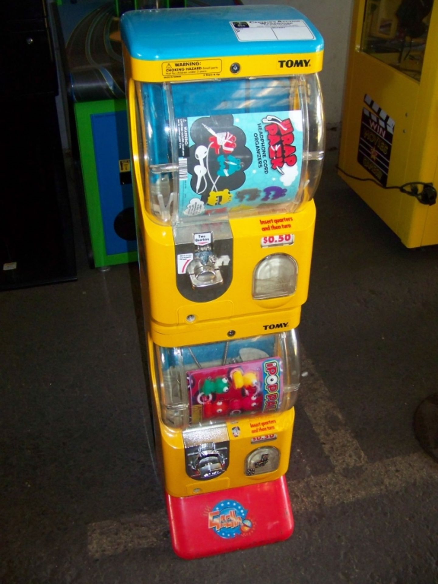 TOMY GACHA SINGLE COLUMN CAPSULE VENDING MACHINE