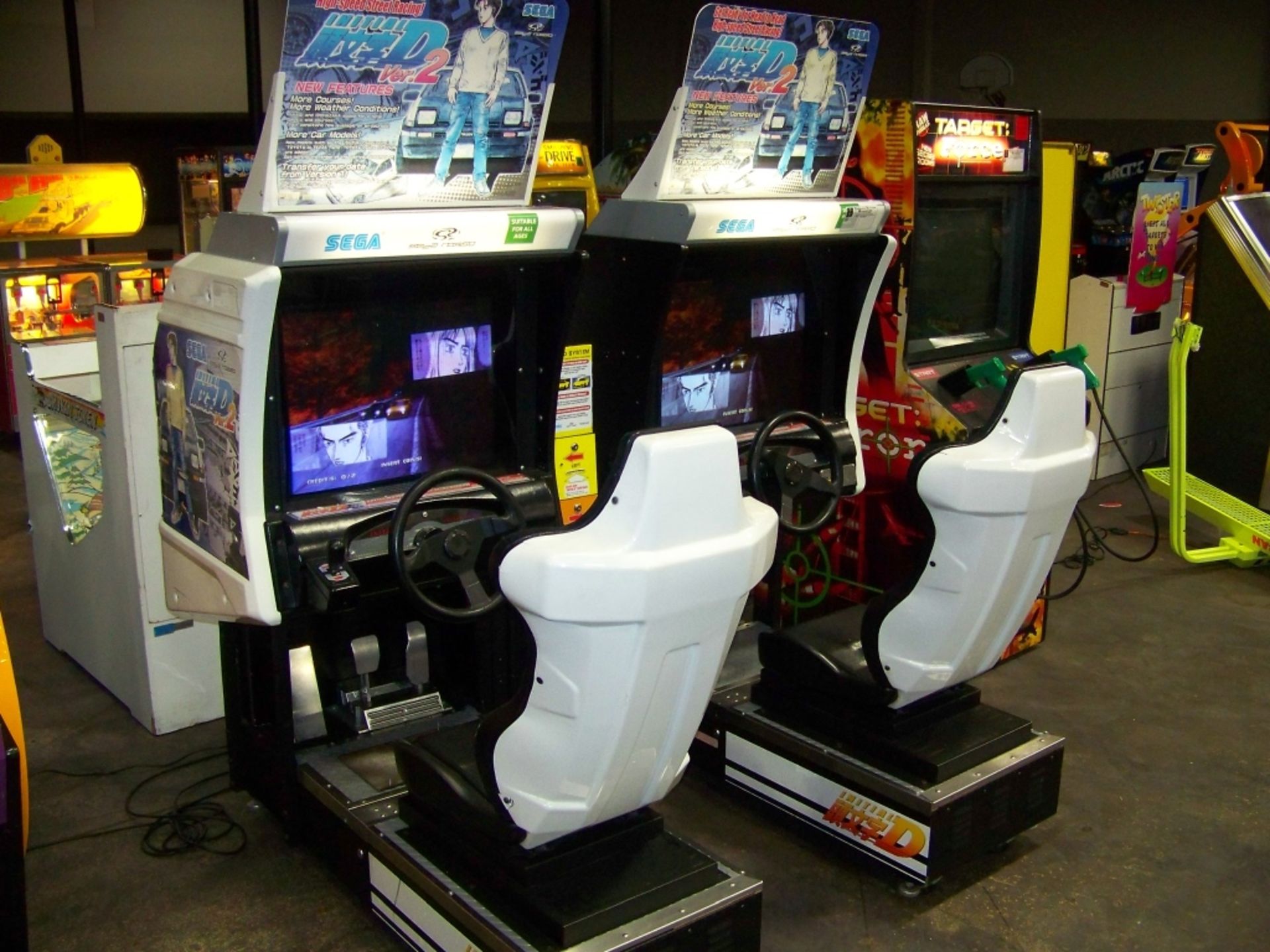 INITIAL D2 TWIN DRIVER RACING ARCADE GAME - Image 3 of 8