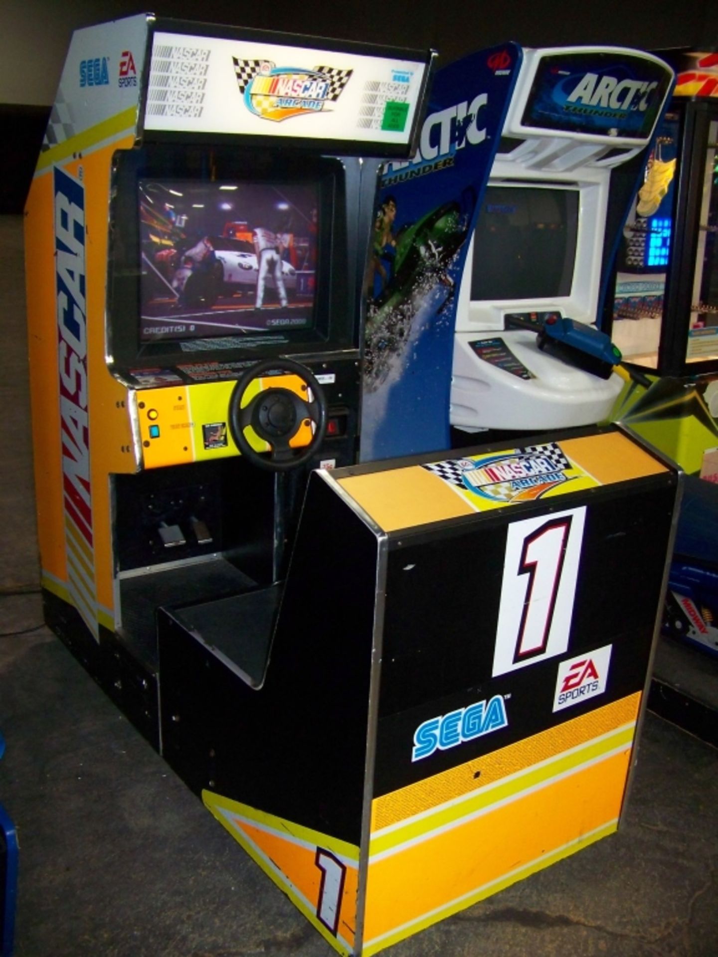 NASCAR ARCADE SITDOWN RACING ARCADE GAME SEGA