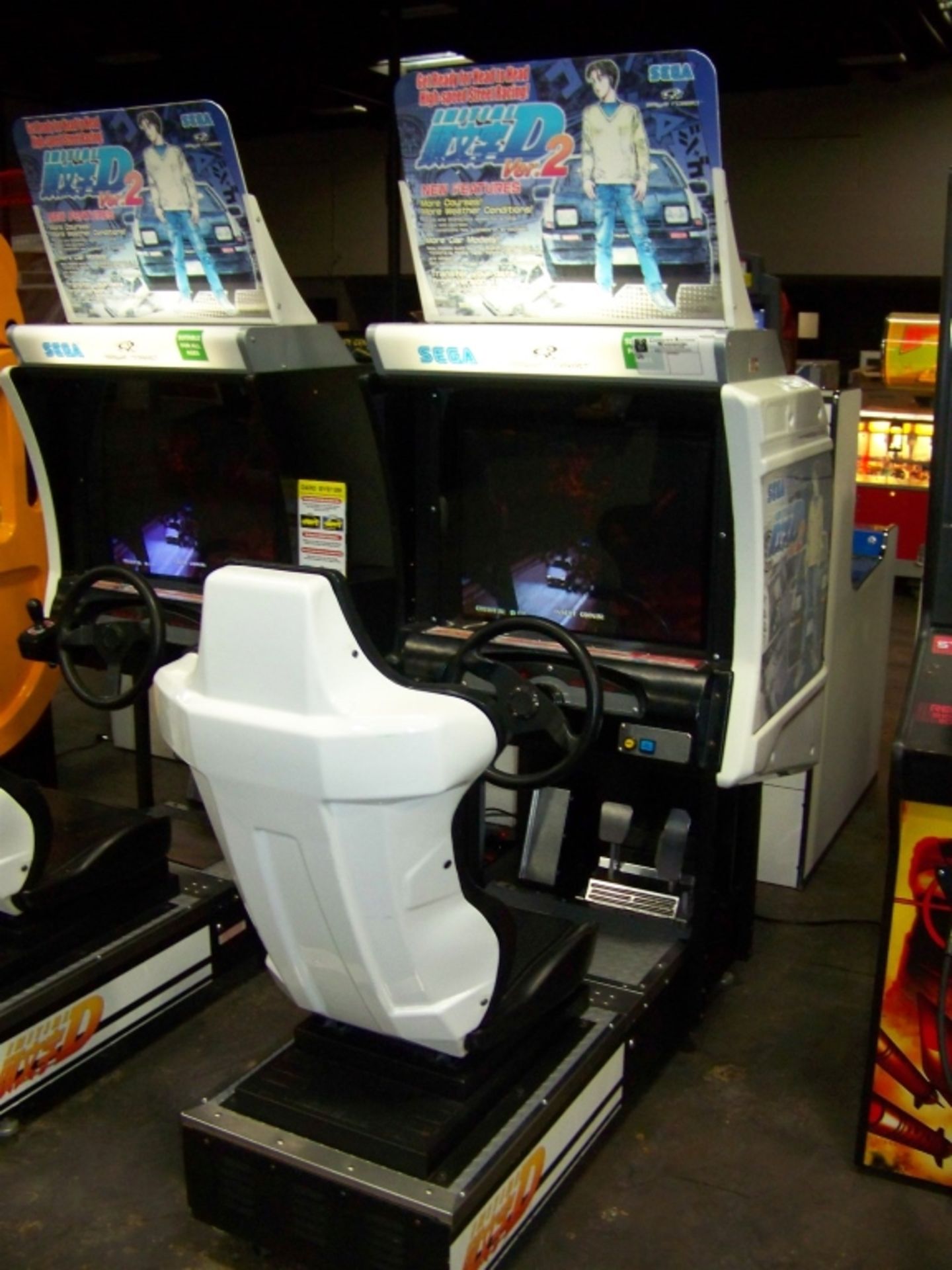 INITIAL D2 TWIN DRIVER RACING ARCADE GAME - Image 5 of 8