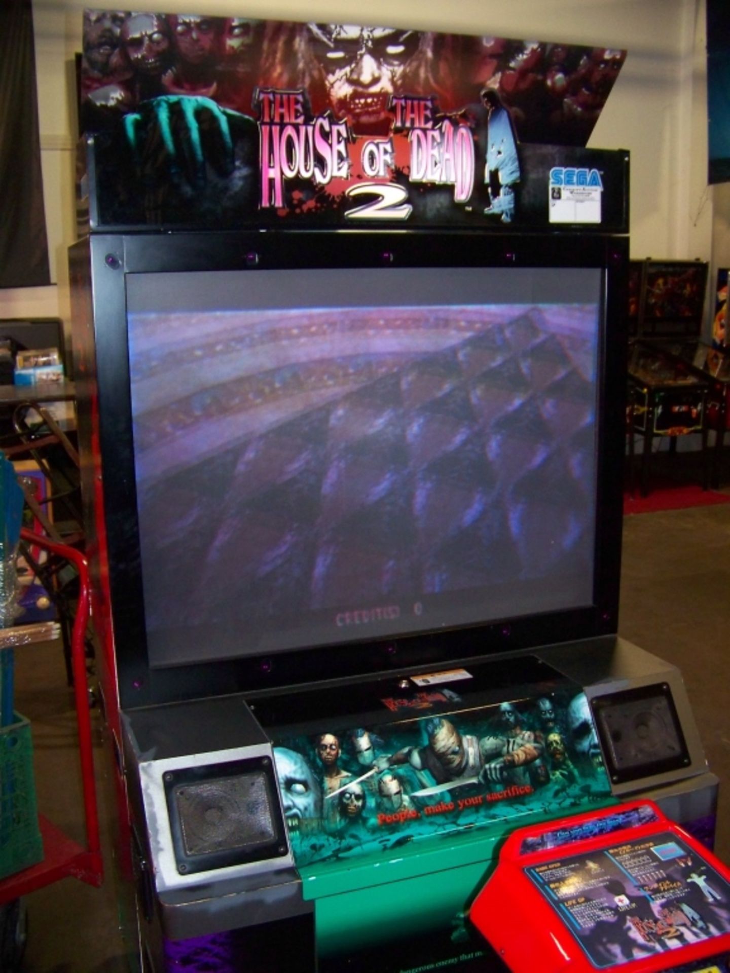 HOUSE OF THE DEAD 2 ZOMBIE DX 50"" SHOOTER ARCADE - Image 3 of 7