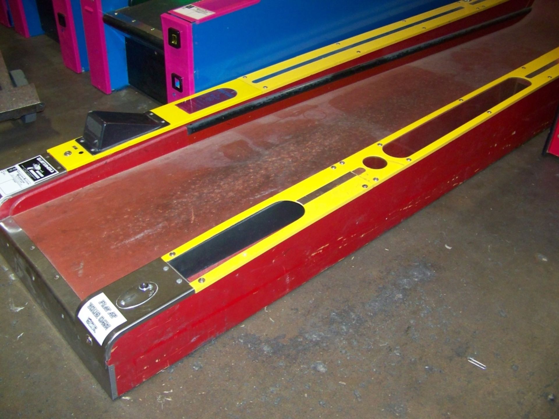 13' ALLEY ROLLER SKEEBALL REDEMPTION GAME - Image 3 of 4