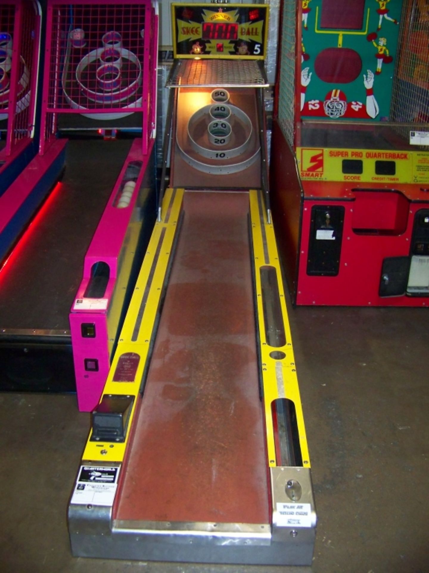 13' ALLEY ROLLER SKEEBALL REDEMPTION GAME