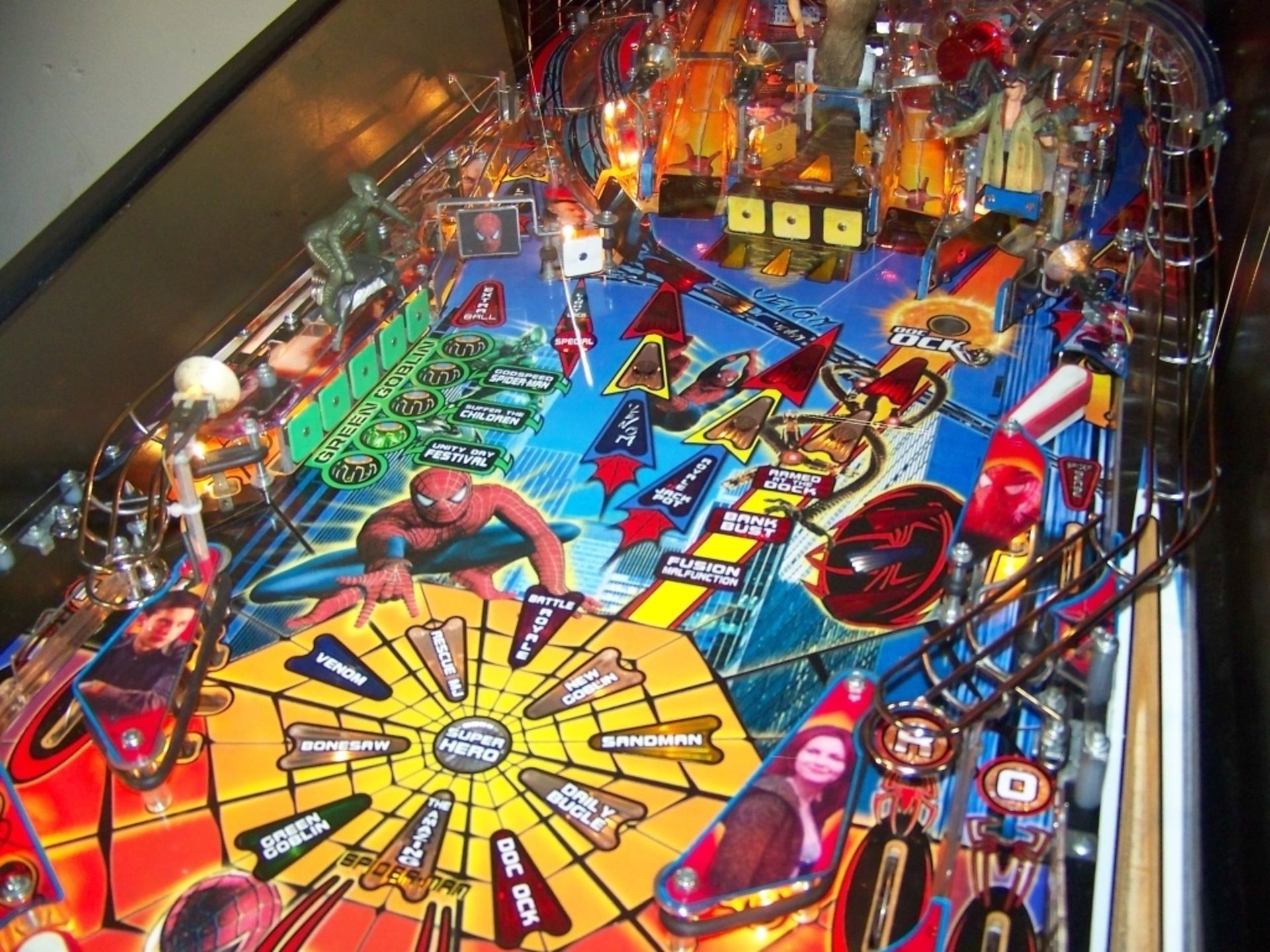 SPIDERMAN PINBALL MACHINE STERN INC - Image 10 of 14