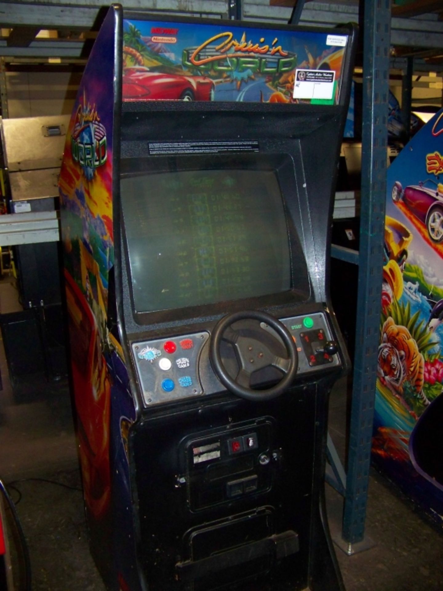 CRUISIN WORLD UPRIGHT RACING ARCADE GAME MIDWAY - Image 3 of 3