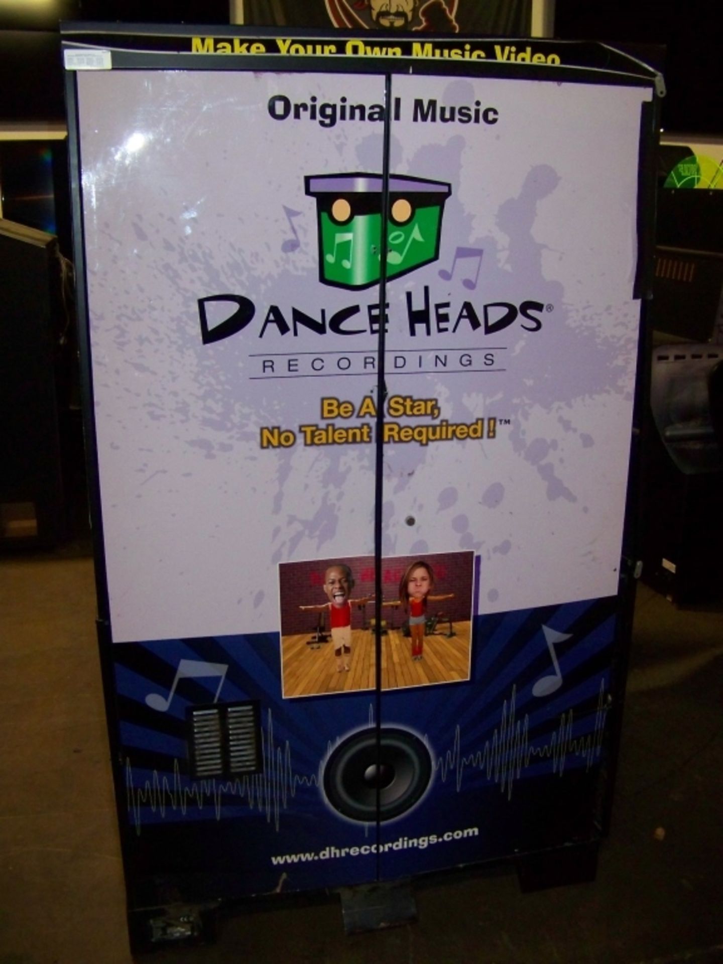 DANCE HEADS RECORDINGS KIOSK GREEN SCREEN CD - Image 9 of 10