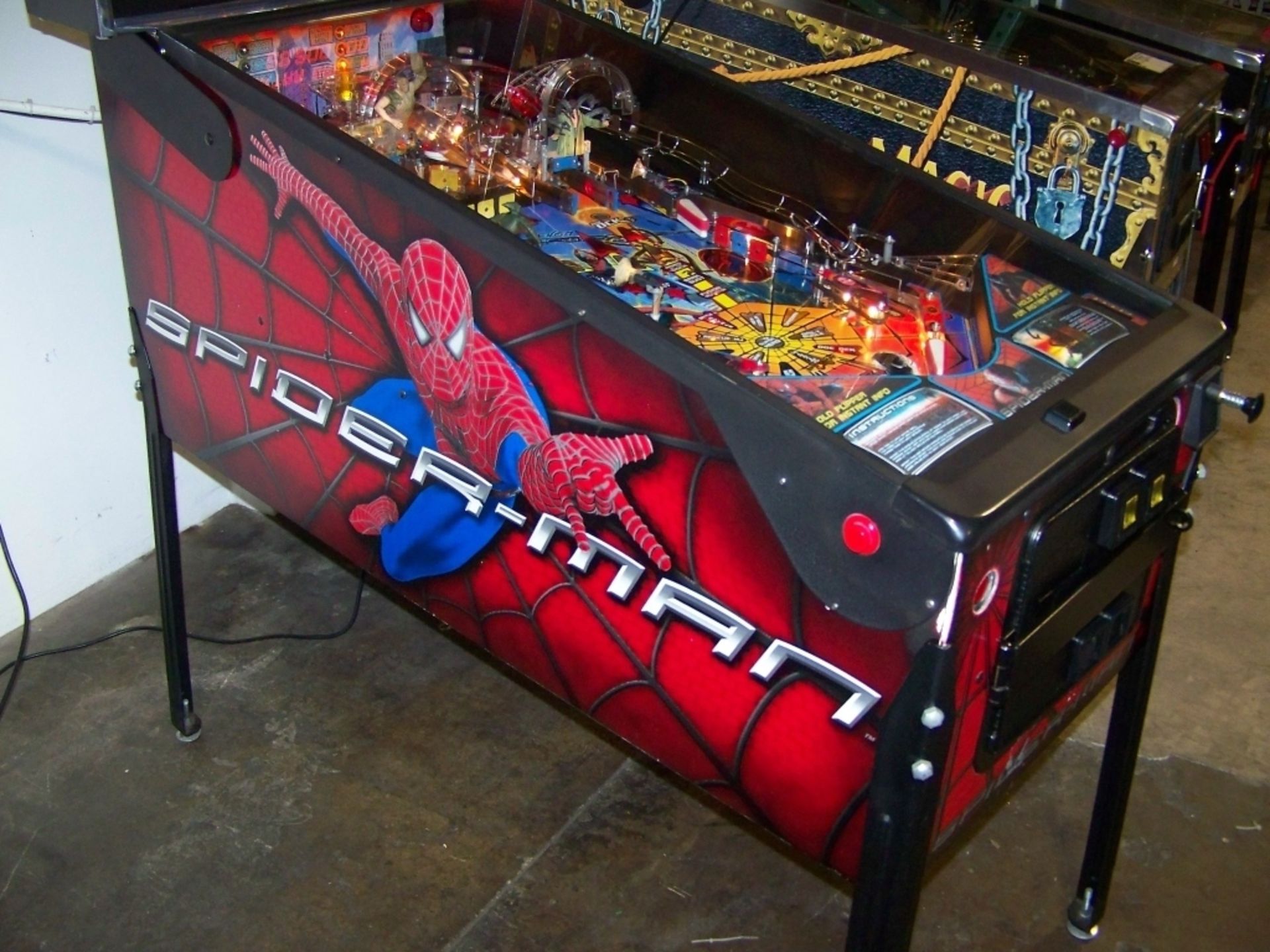 SPIDERMAN PINBALL MACHINE STERN INC - Image 13 of 14