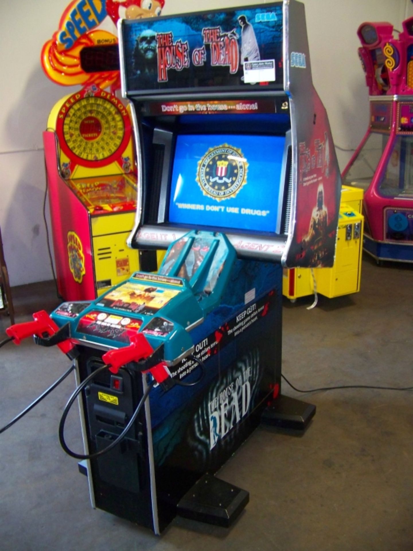 THE HOUSE OF THE DEAD SHOOTER ARCADE GAME SEGA - Image 4 of 7