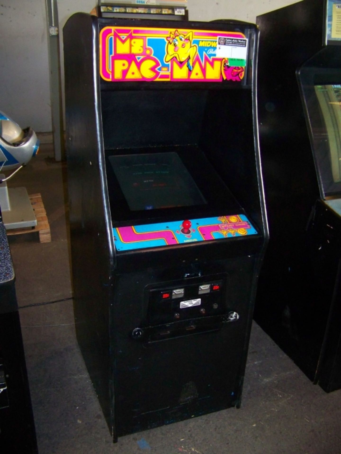 MS PACMAN CLASSIC UPRIGHT ARCADE GAME