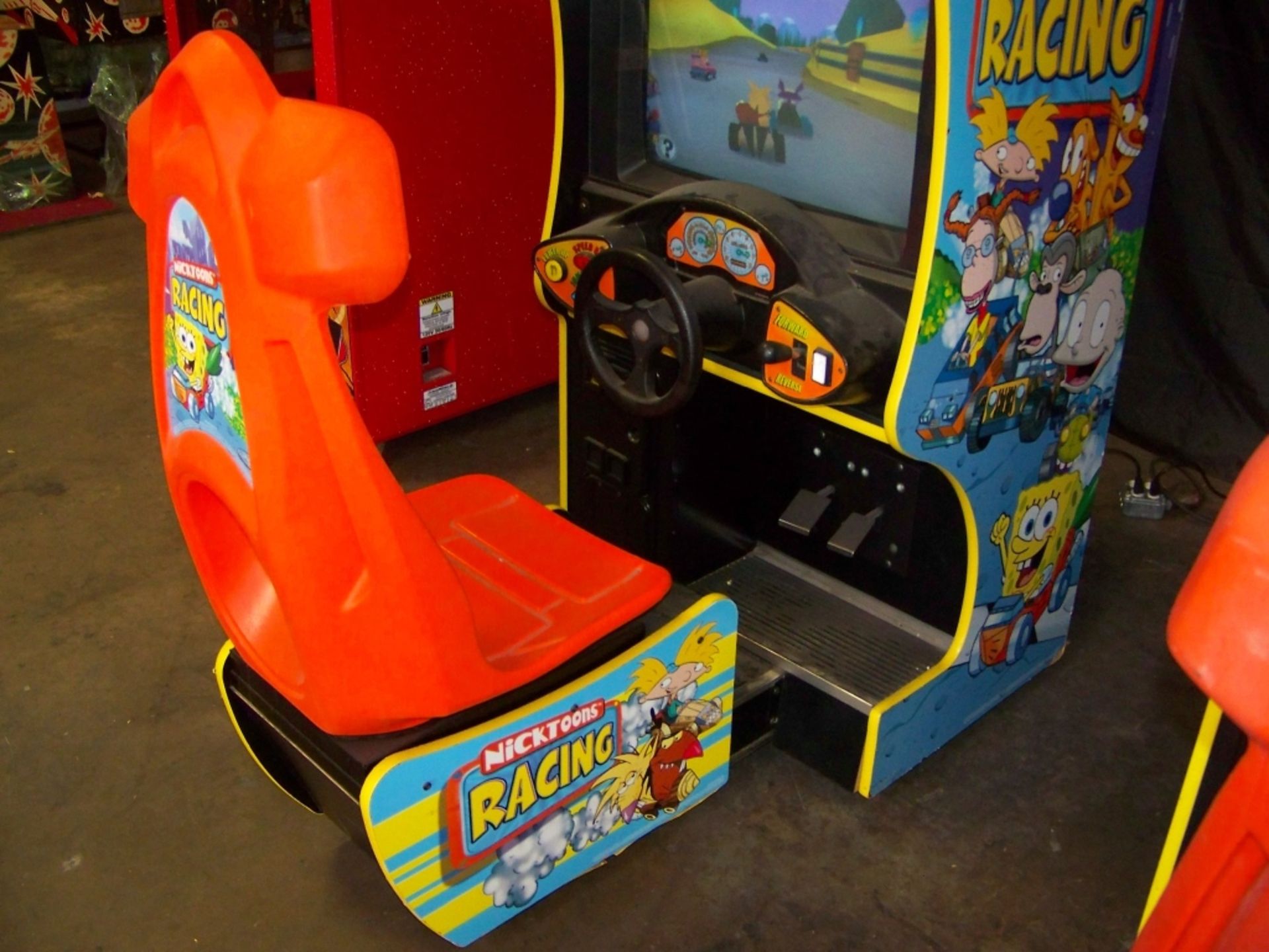 NICKTOONS KIDS SITDOWN RACING ARCADE GAME - Image 5 of 5