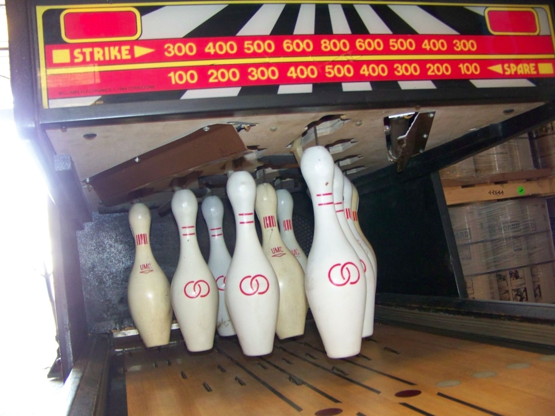 UNITED'S STRIKE ZONE SHUFFLE BOWLING ALLEY - Image 5 of 7