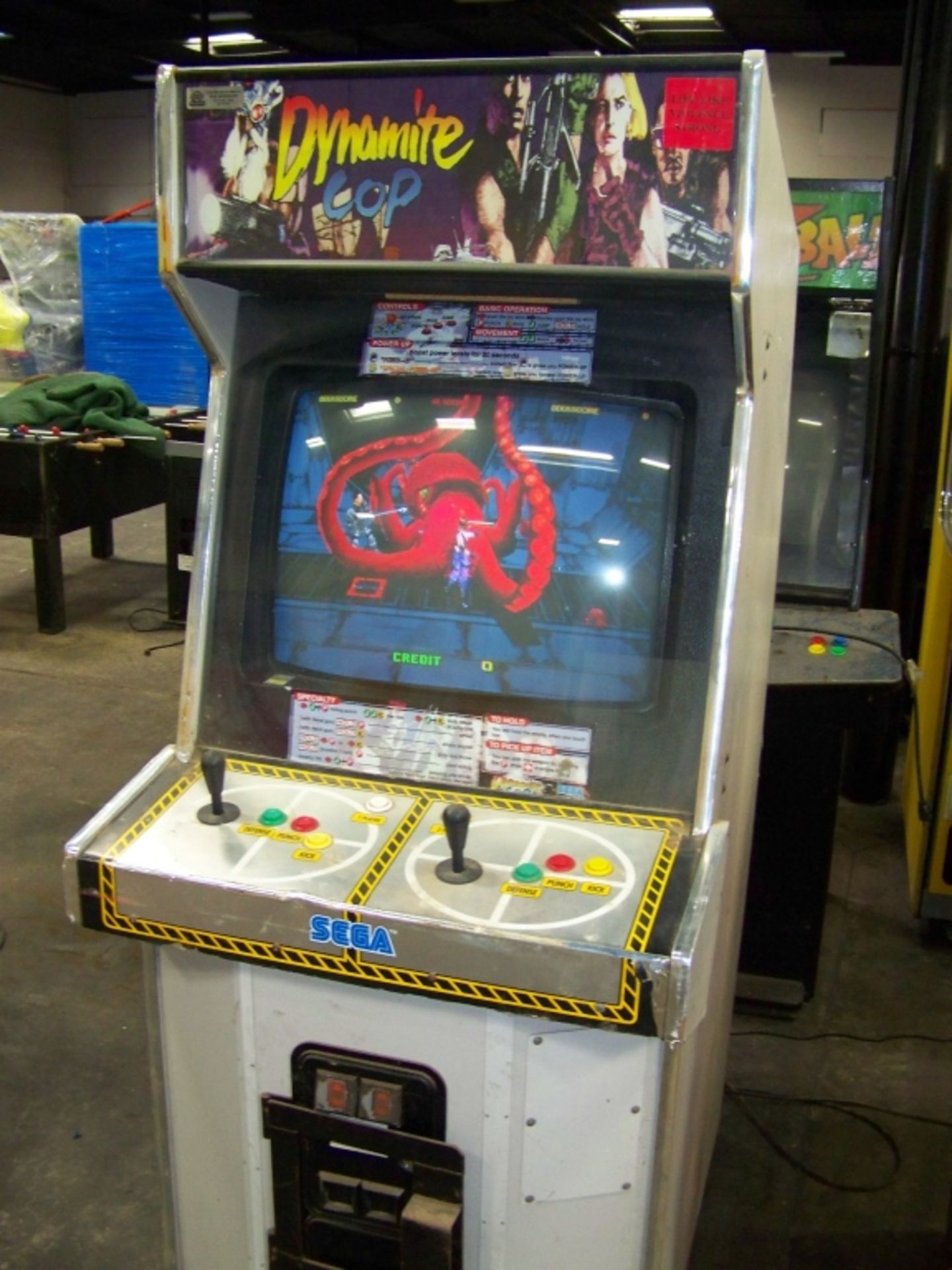DYNAMITE COP ACTION FIGHTING ARCADE GAME - Image 3 of 4