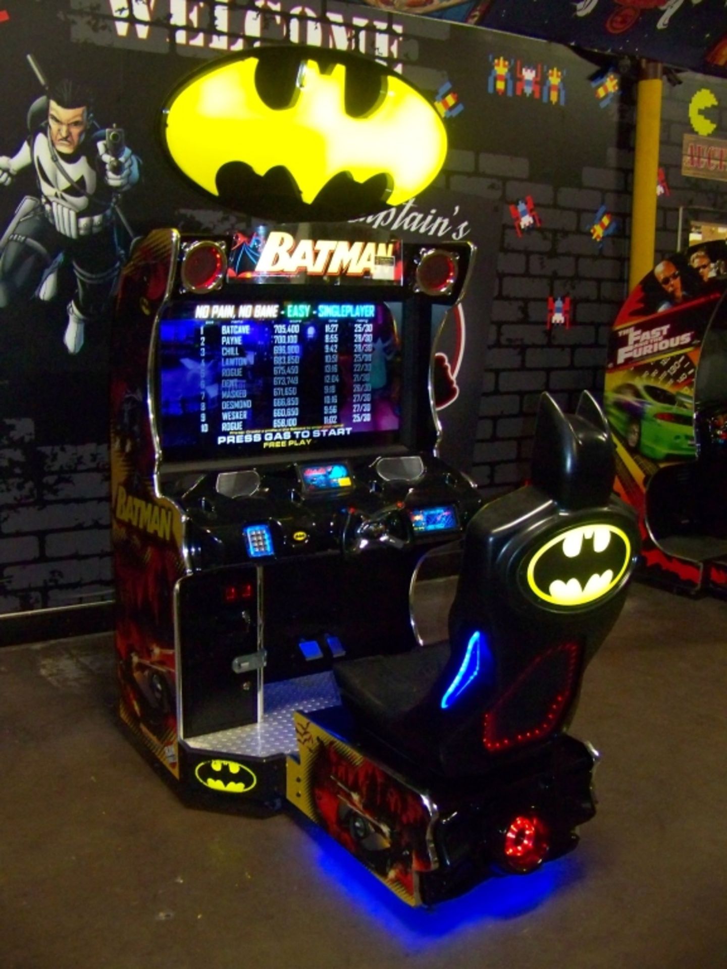BATMAN ACTION HERO DRIVER ARCADE GAME RAW THRILLS - Image 13 of 13