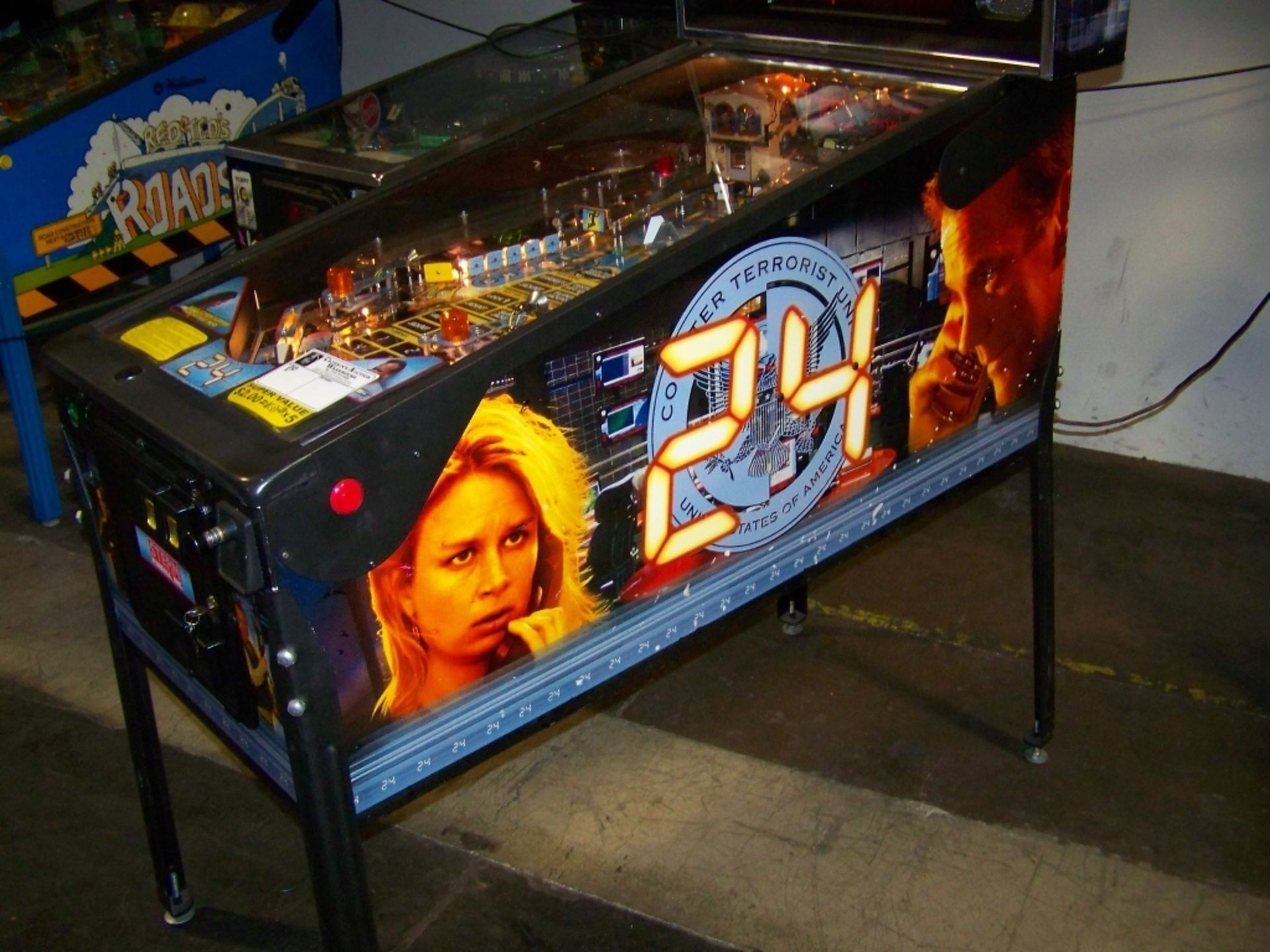 24 PINBALL MACHINE STERN 2009 CLEAN CONDITION - Image 10 of 12