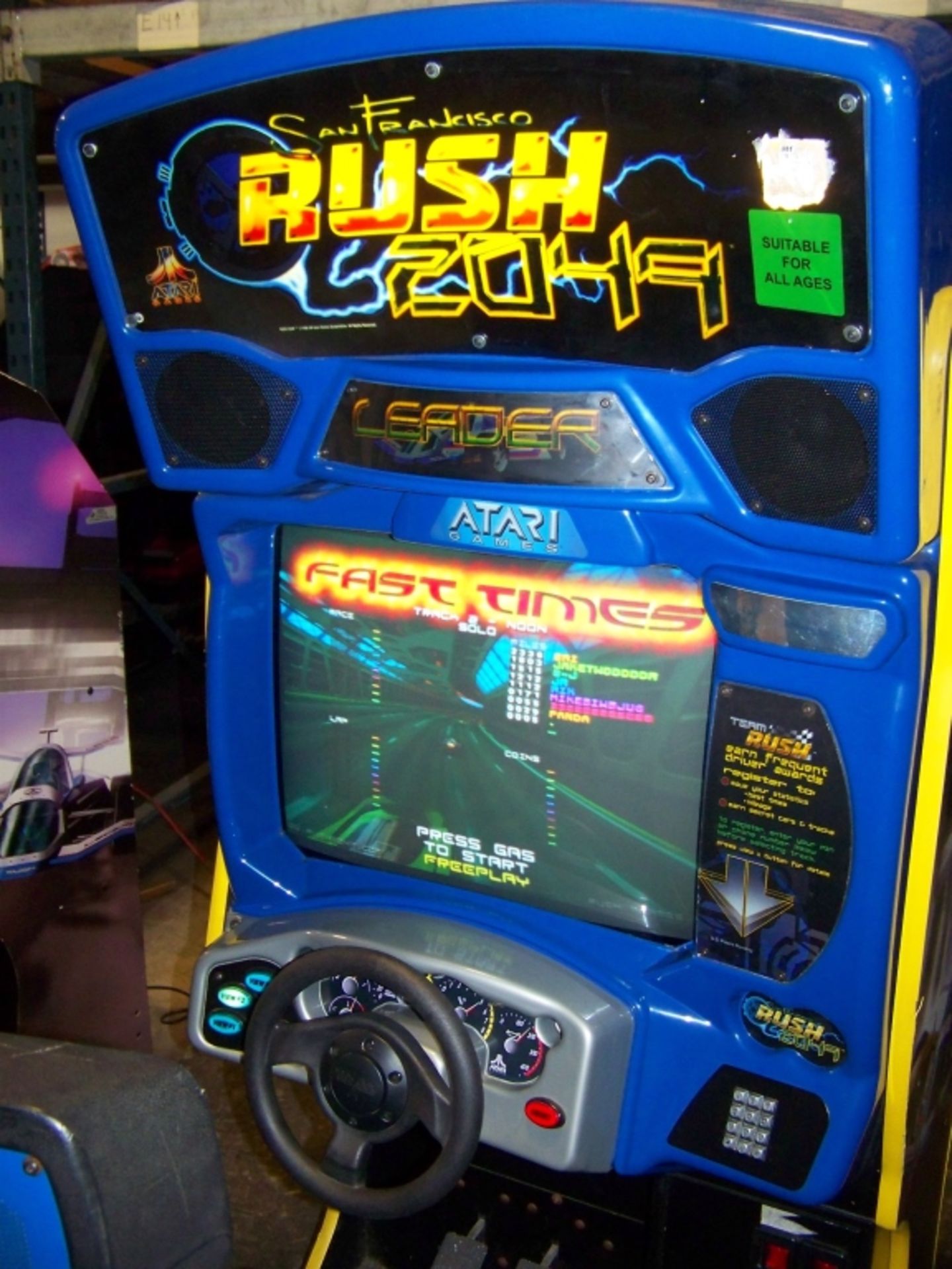 RUSH 2049 SITDOWN RACING ARCADE GAME ATARI - Image 3 of 3