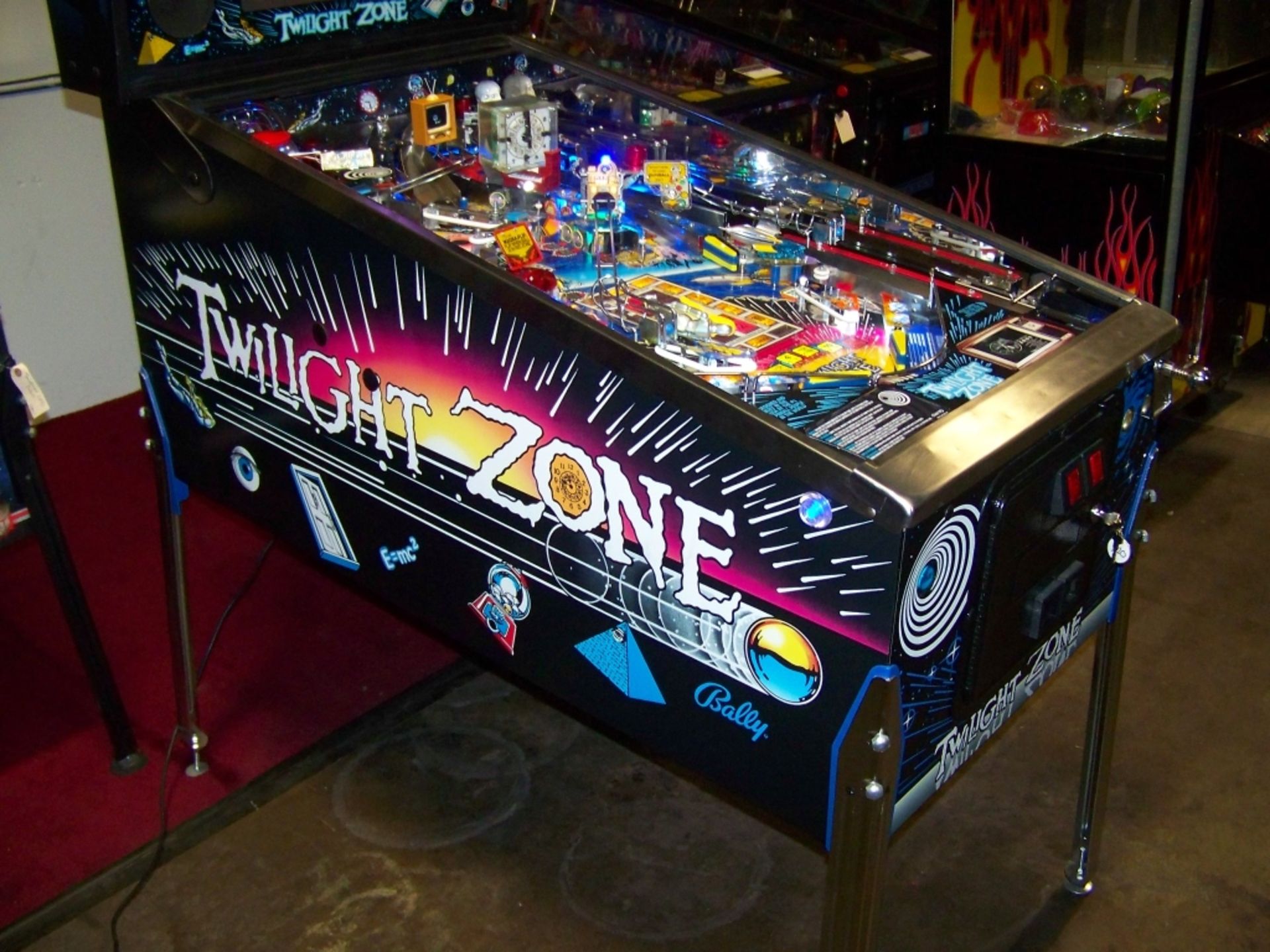 TWILIGHT ZONE PINBALL MACHINE BALLY L@@K!!! - Image 6 of 24