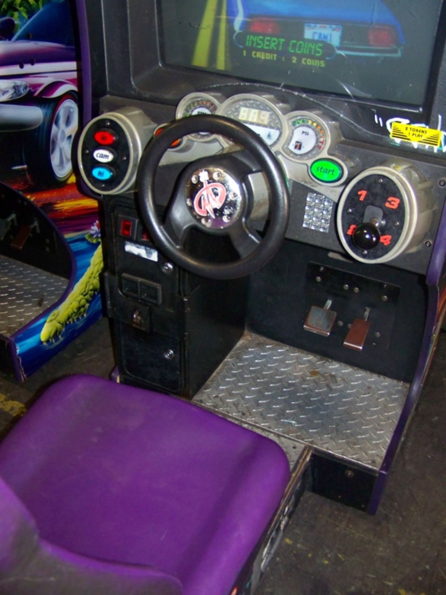 CRUISIN EXOTICA SITDOWN DRIVER ARCADE GAME MIDWAY - Image 4 of 5