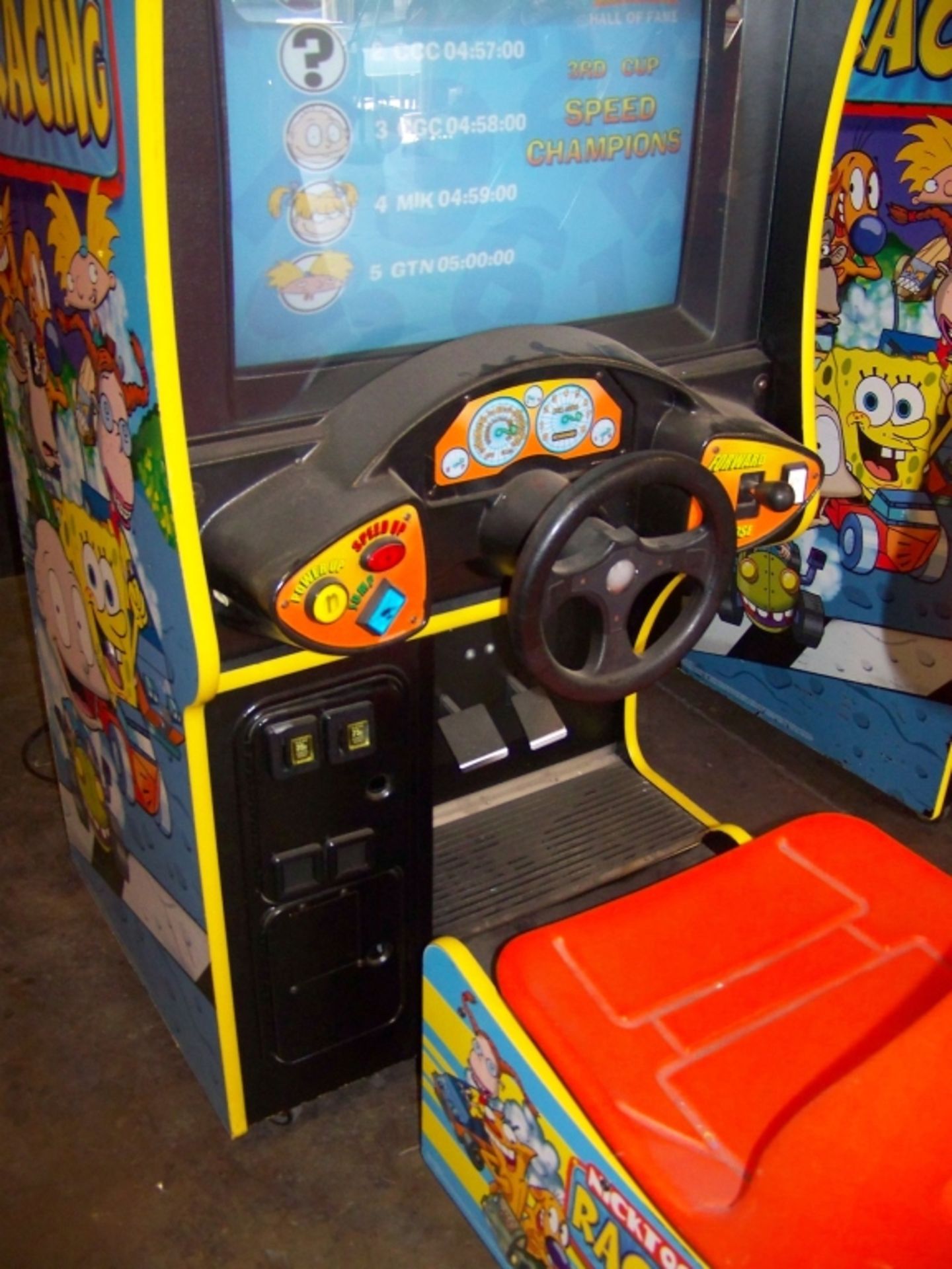 NICKTOONS KIDS SITDOWN RACING ARCADE GAME - Image 2 of 5