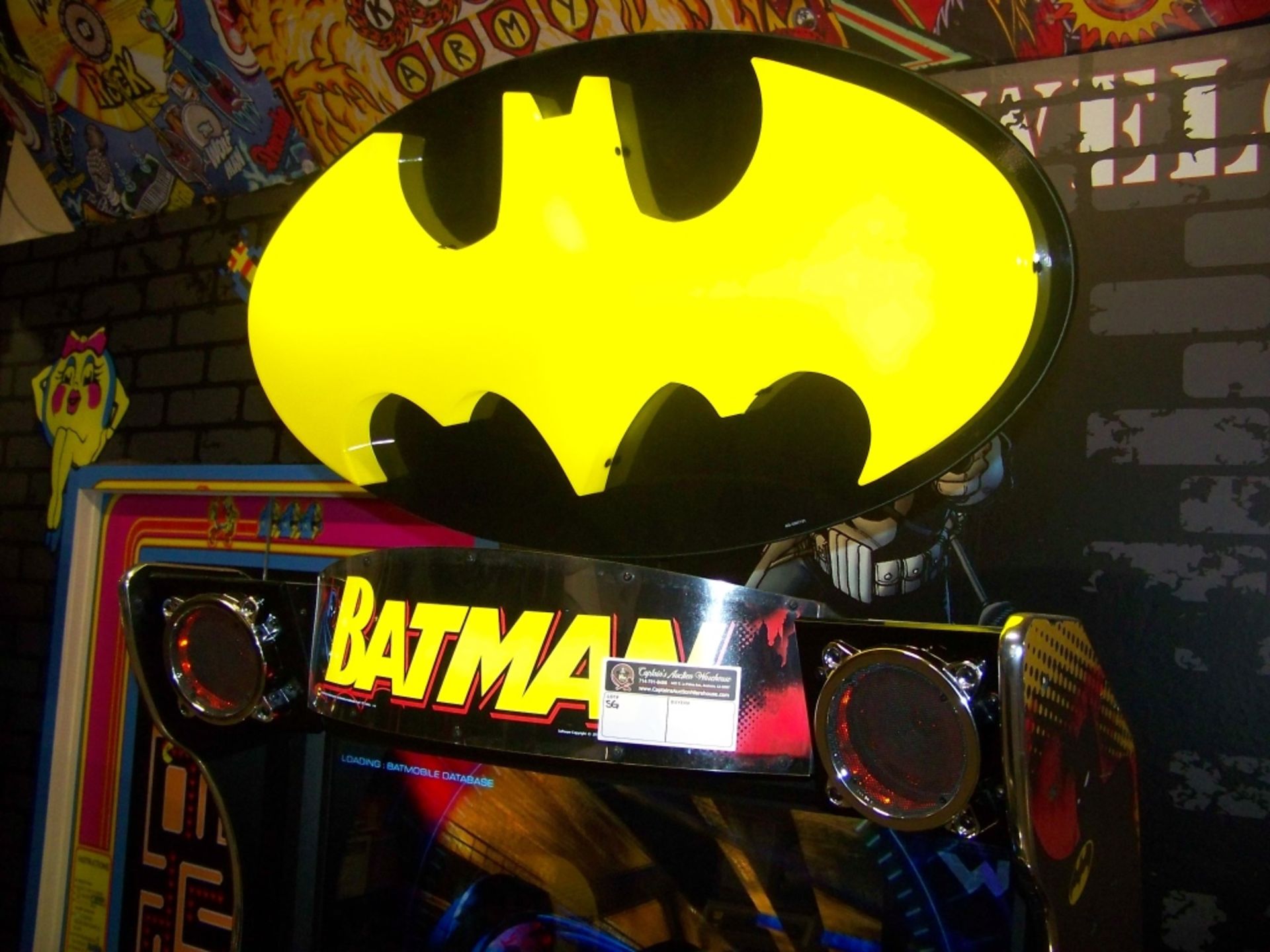 BATMAN ACTION HERO DRIVER ARCADE GAME RAW THRILLS - Image 5 of 13