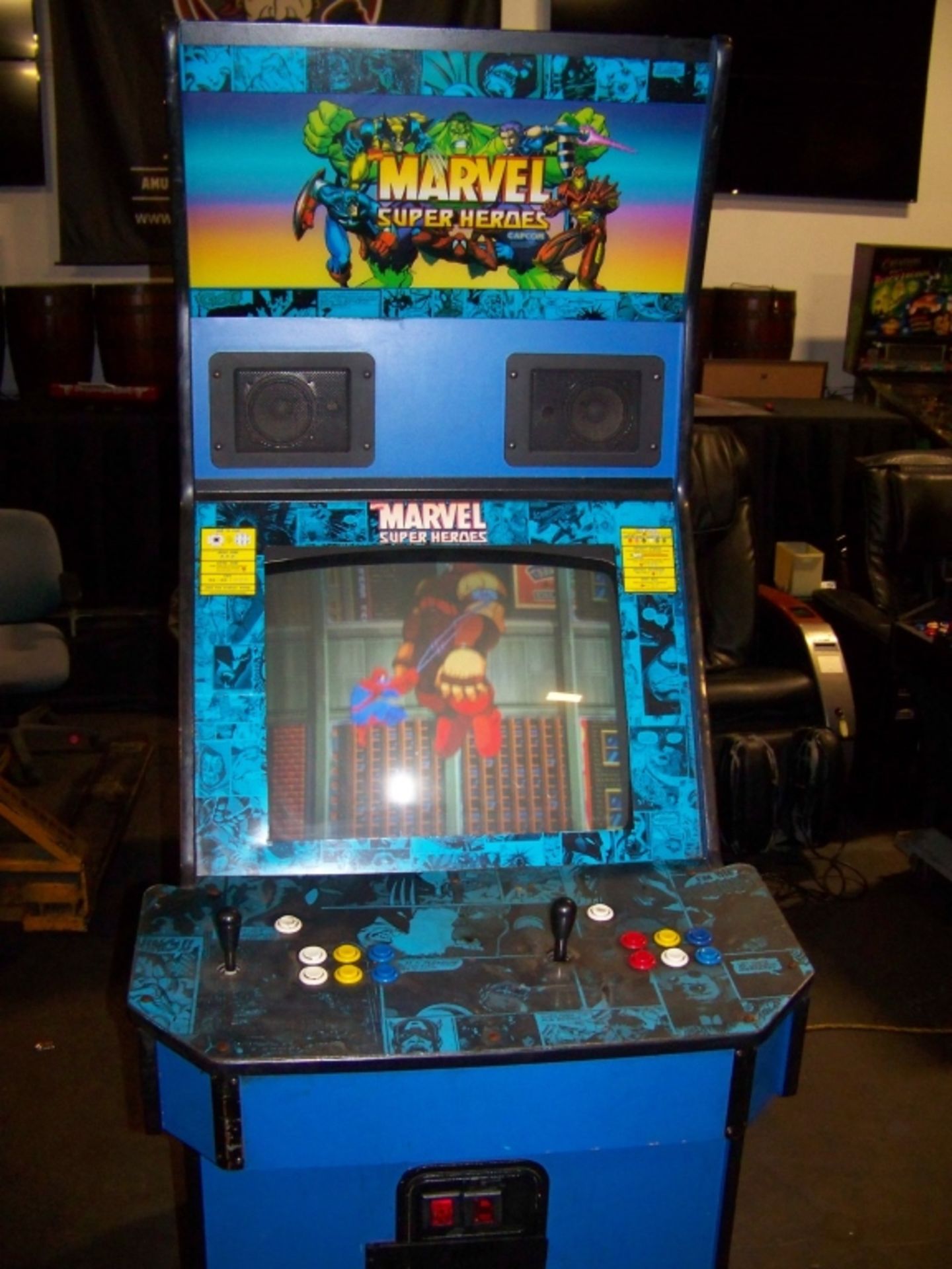 MARVEL SUPER HEROES Q-SOUND CABINET BIG BLUE - Image 2 of 7