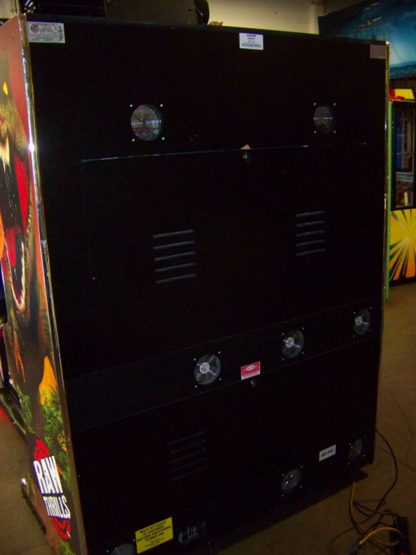 JURASSIC PARK MOTION DELUXE ARCADE RAW THRILLS - Image 5 of 16