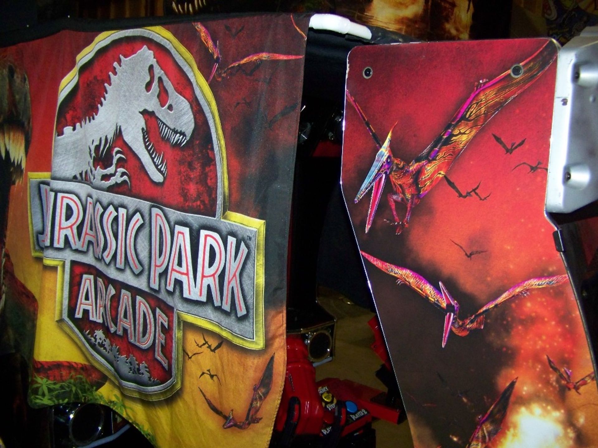 JURASSIC PARK MOTION DELUXE ARCADE RAW THRILLS - Image 15 of 16