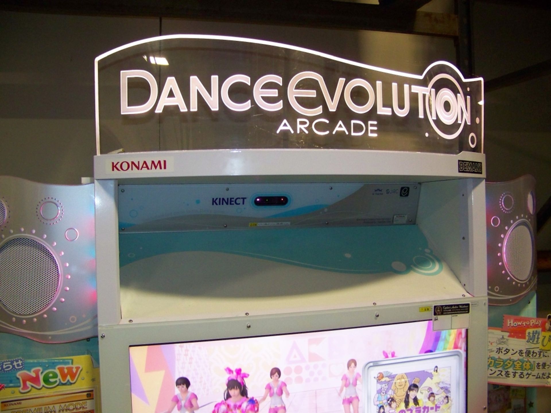 DANCE EVOLUTION MUSIC ARCADE GAME KONAMI 2016 - Image 3 of 8