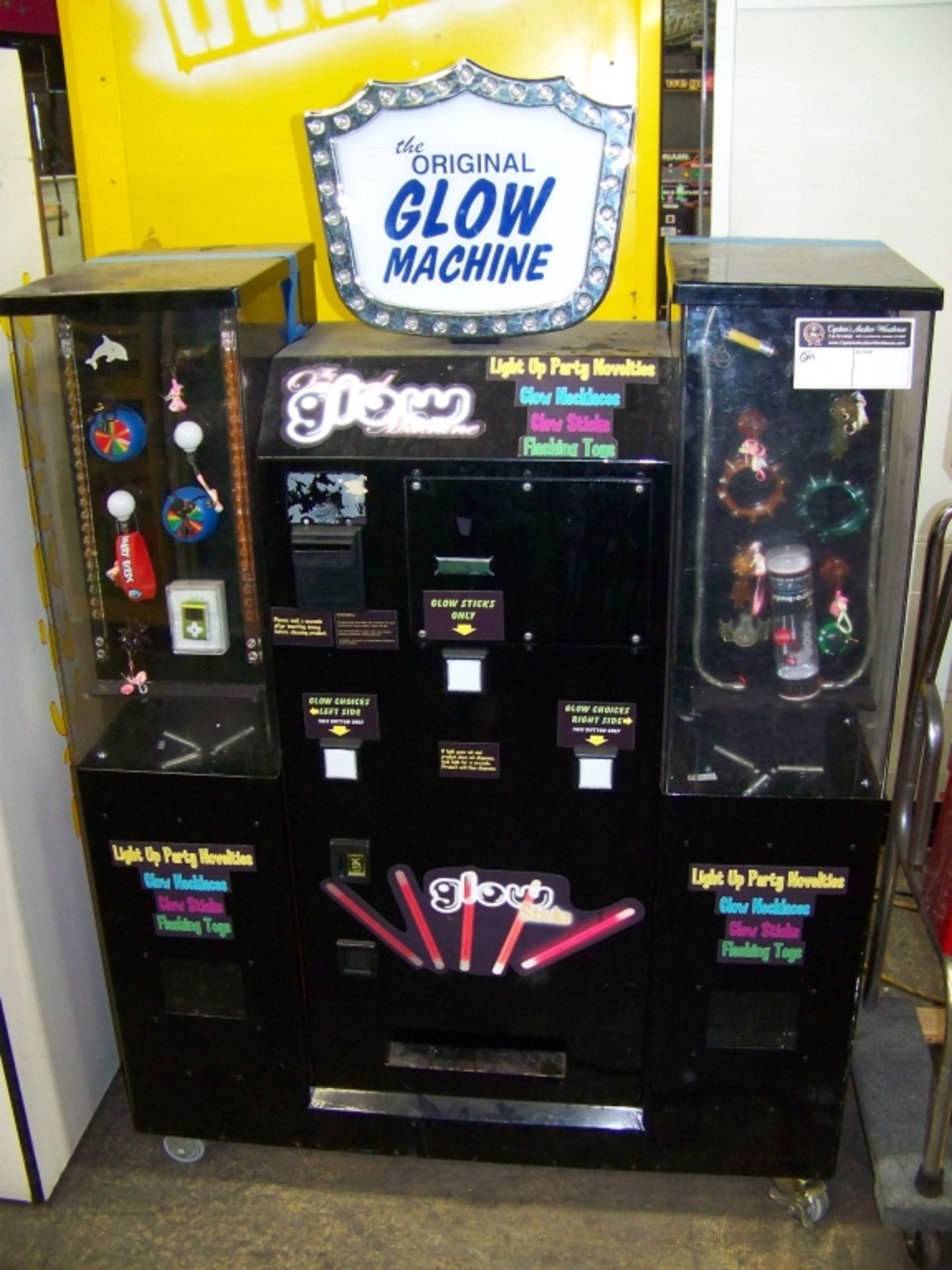 THE ORIGINAL GLOW MACHINE NOVELTY KIOSK - Image 2 of 2