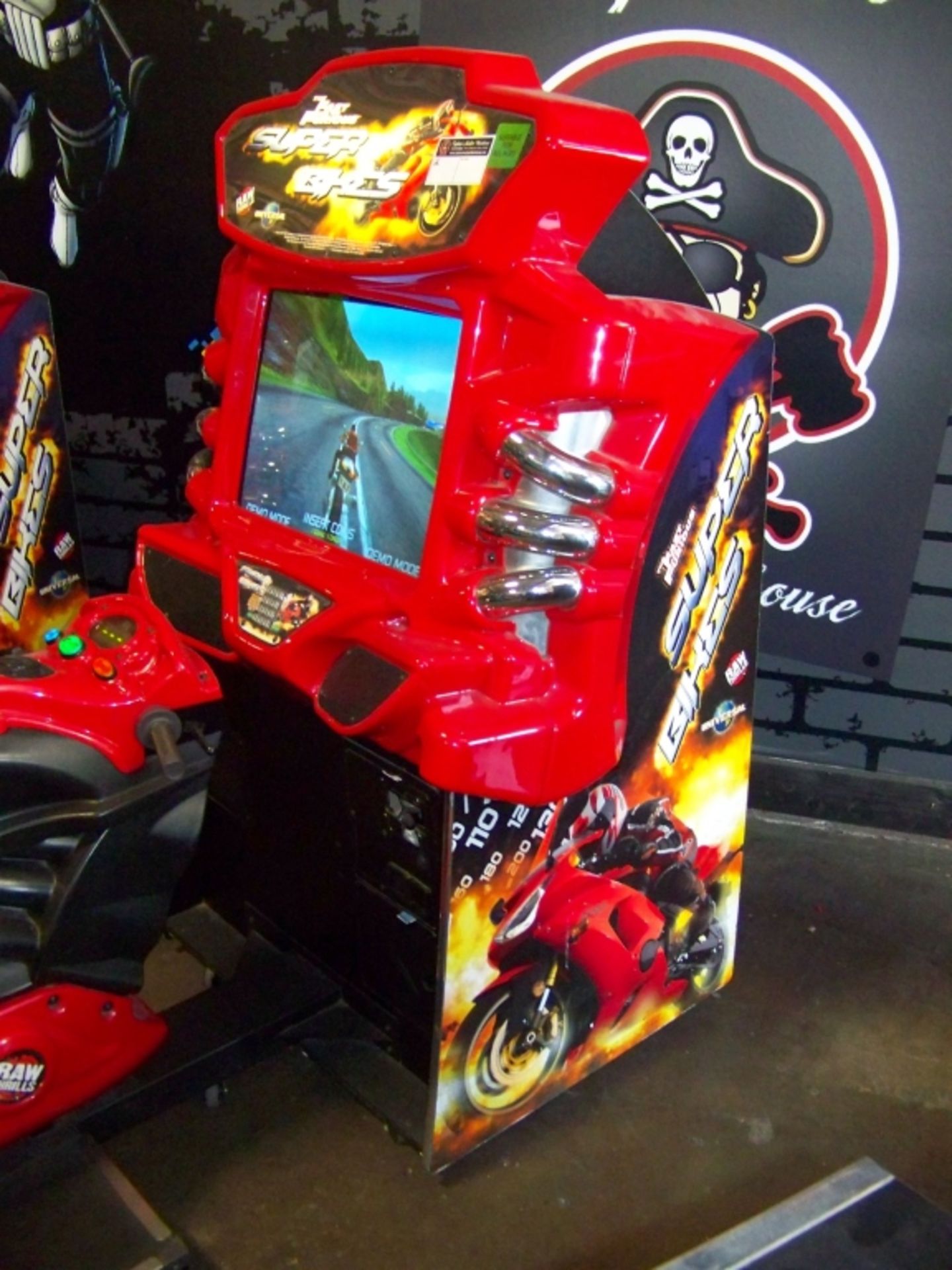 SUPER BIKES FAST & FURIOUS RACING ARCADE GAME - Image 3 of 5