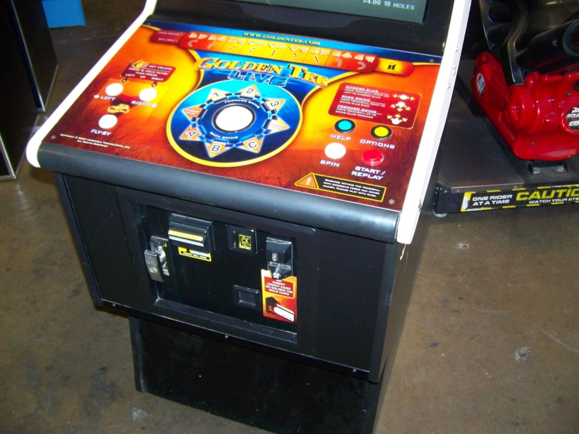 GOLDEN TEE LIVE 2010 GOLF SPORTS ARCADE GAME - Image 5 of 7