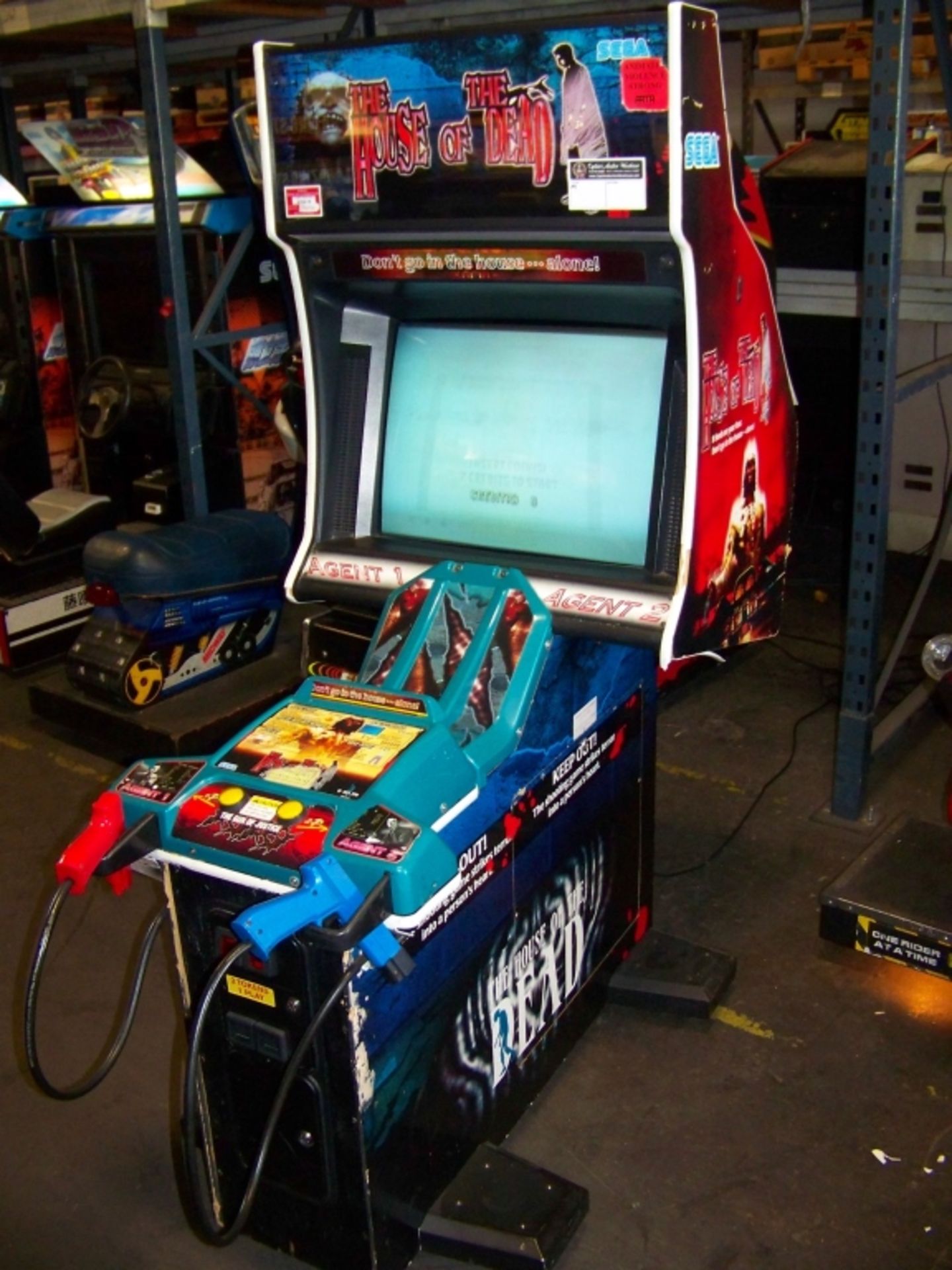 THE HOUSE OF THE DEAD SHOOTER ARCADE GAME SEGA - Image 2 of 2