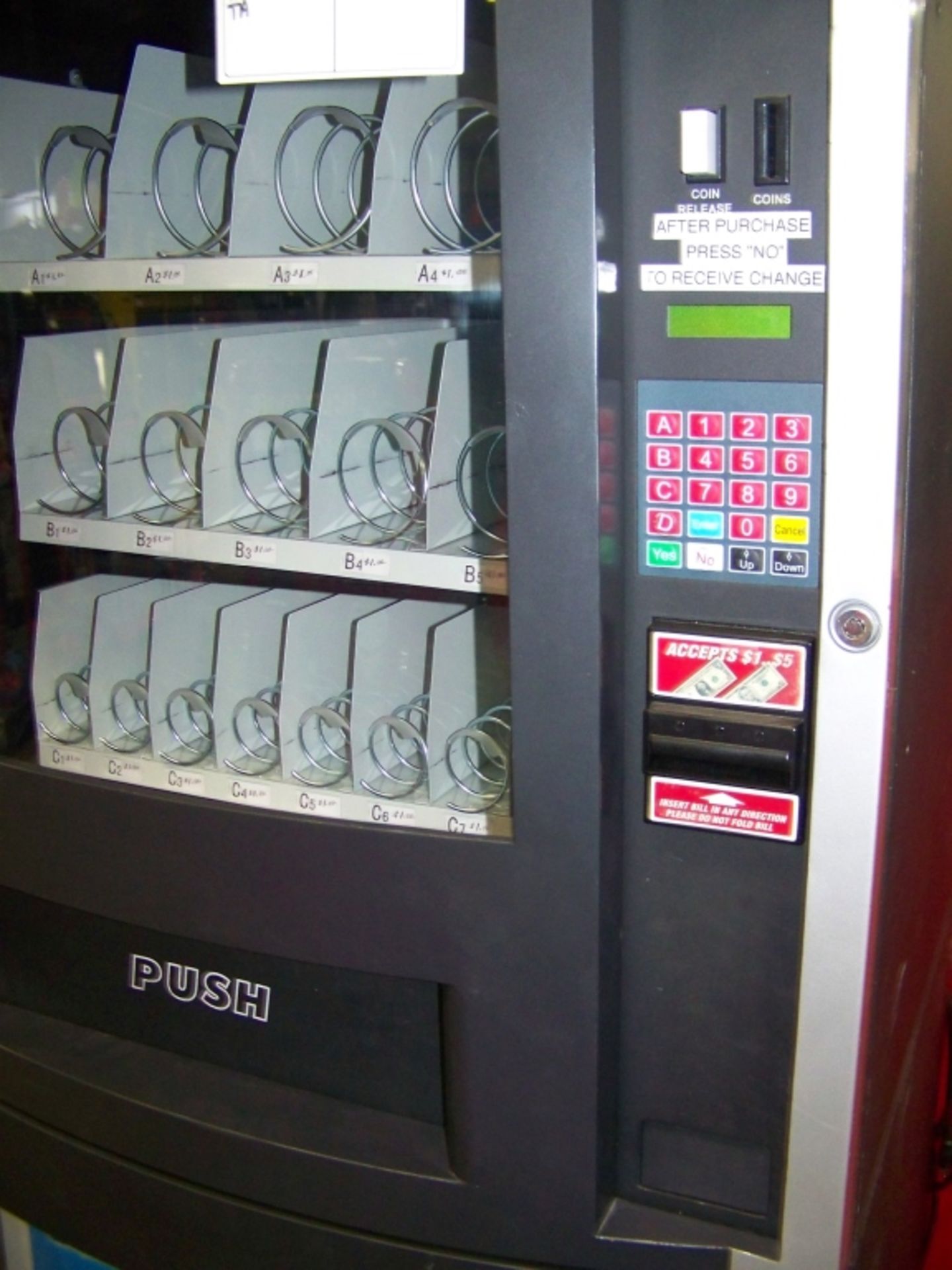 SNACK SODA COMBO VENDING MACHINE RC-800 RC-850 - Image 3 of 3