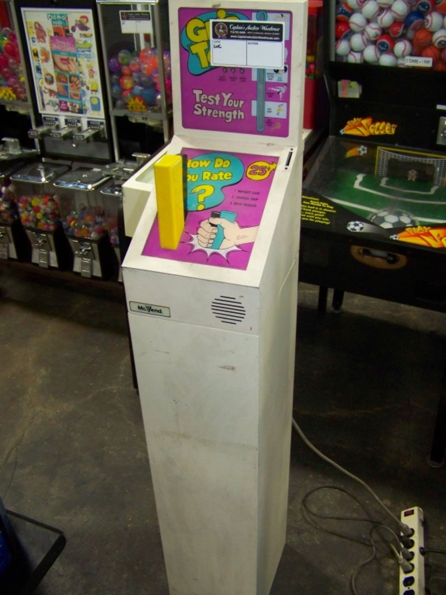 GRIP TEST NOVELTY KIOSK UPRIGHT