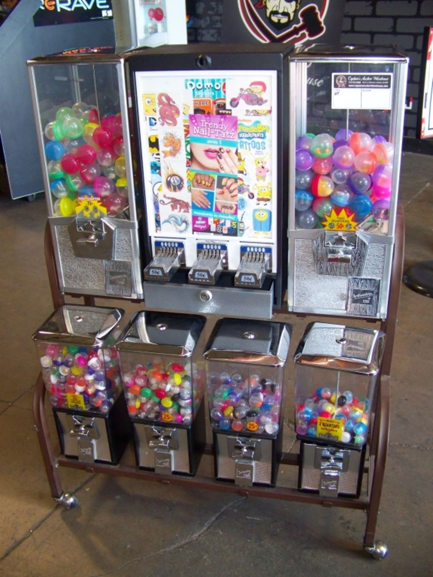 NORTHWESTERN BULK CANDY CAPSULE STICKER RACK