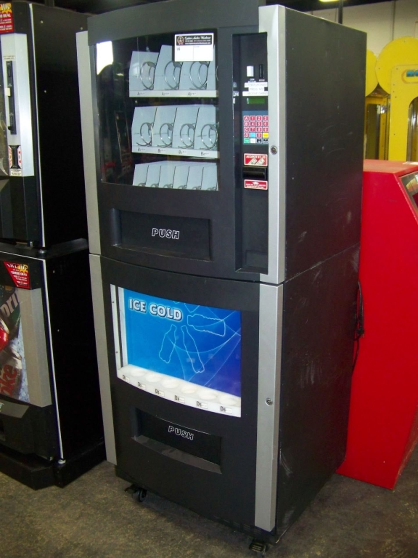 SNACK SODA COMBO VENDING MACHINE RC-800 RC-850 - Image 2 of 3