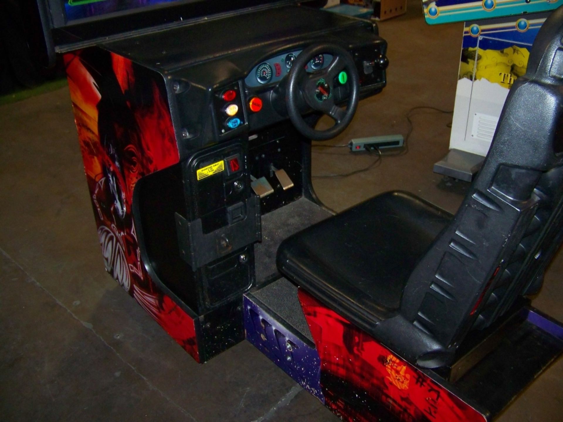 DRIFT FAST & FURIOUS DX 42" LCD RACING ARCADE GAME - Image 4 of 6