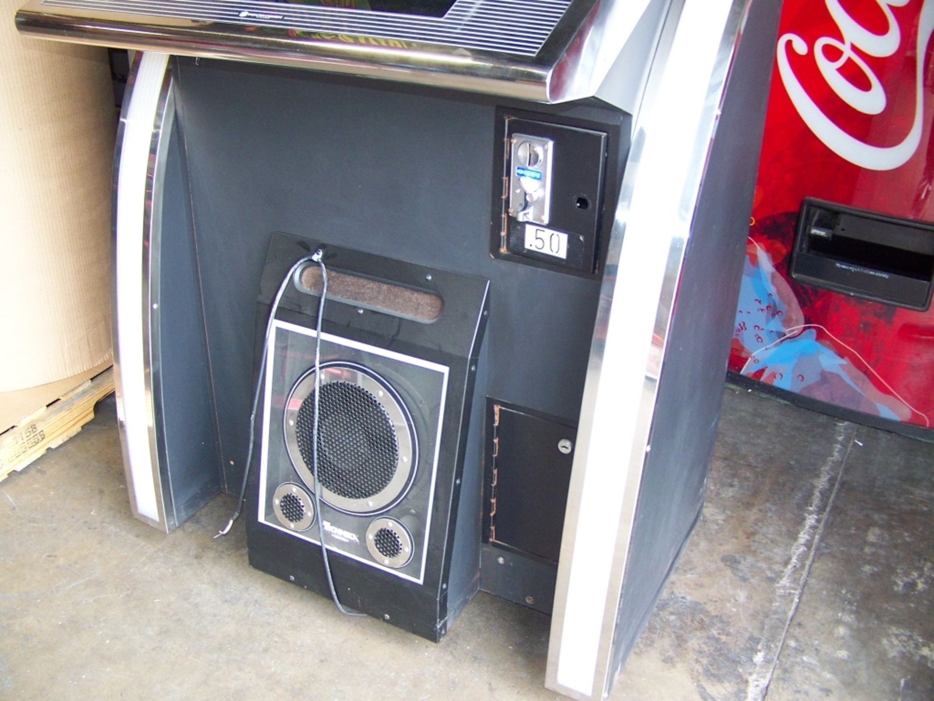 TECHNIKA MUSIC ARCADE GAME CABINET PROJECT - Image 5 of 6